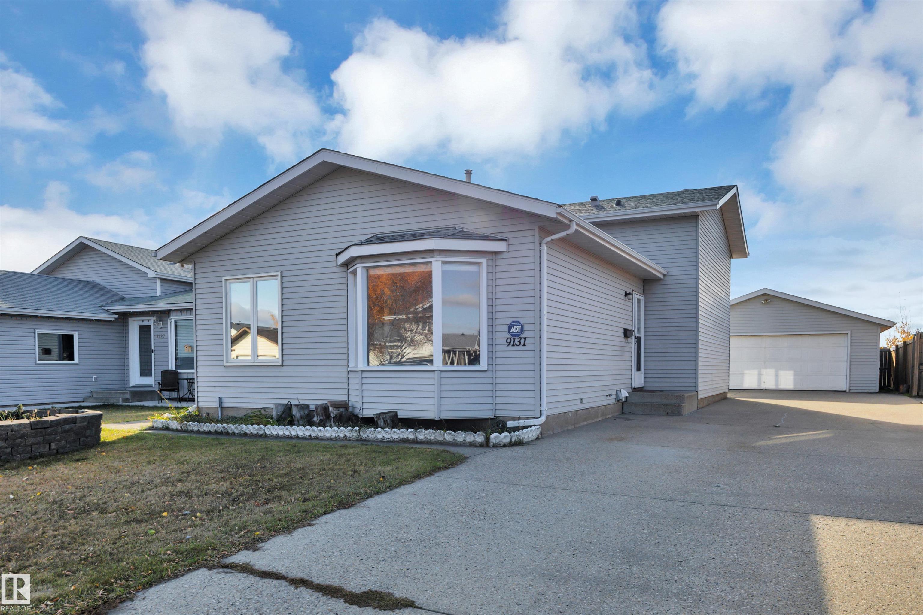 9131 175 Avenue NW, E4463049, Alberta,