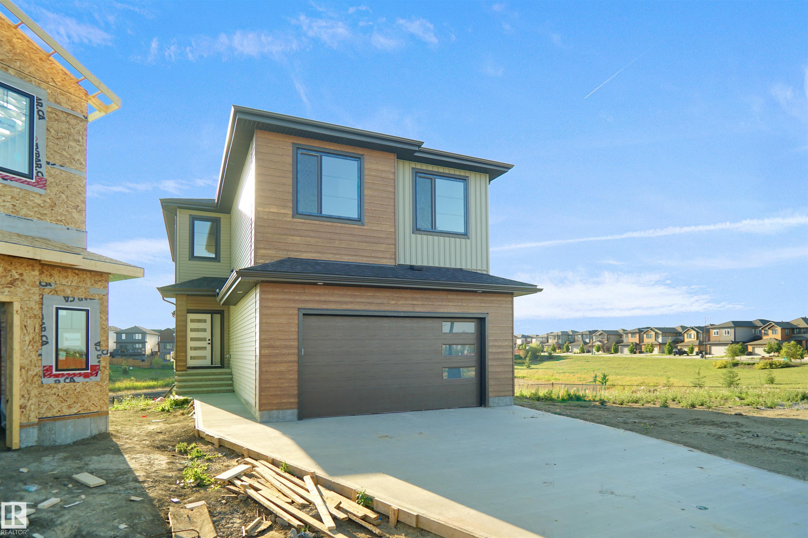 11 TRILL Point(e), E4463062, Alberta,
