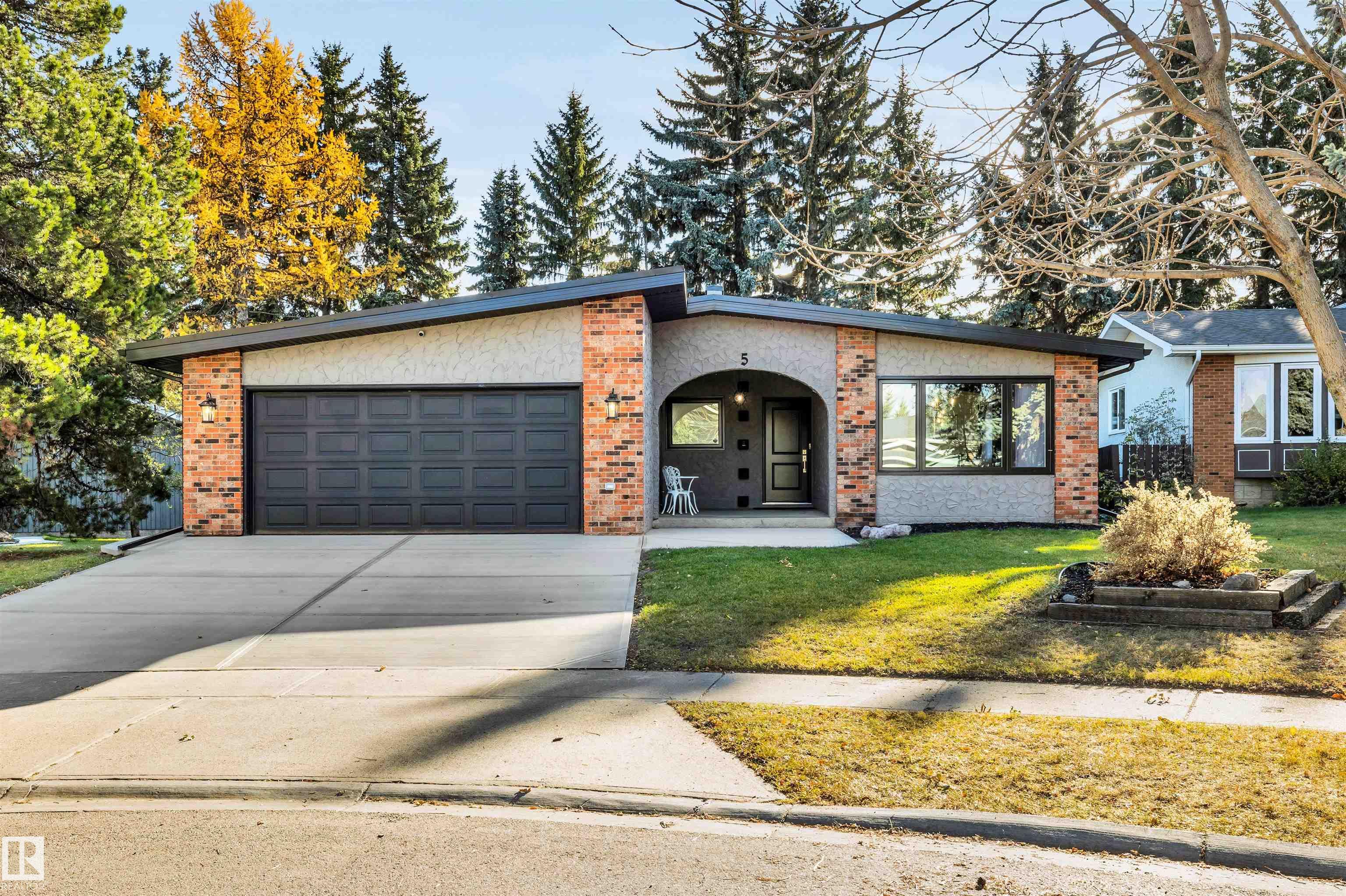 5 GILCHRIST Place, E4463085, Alberta,
