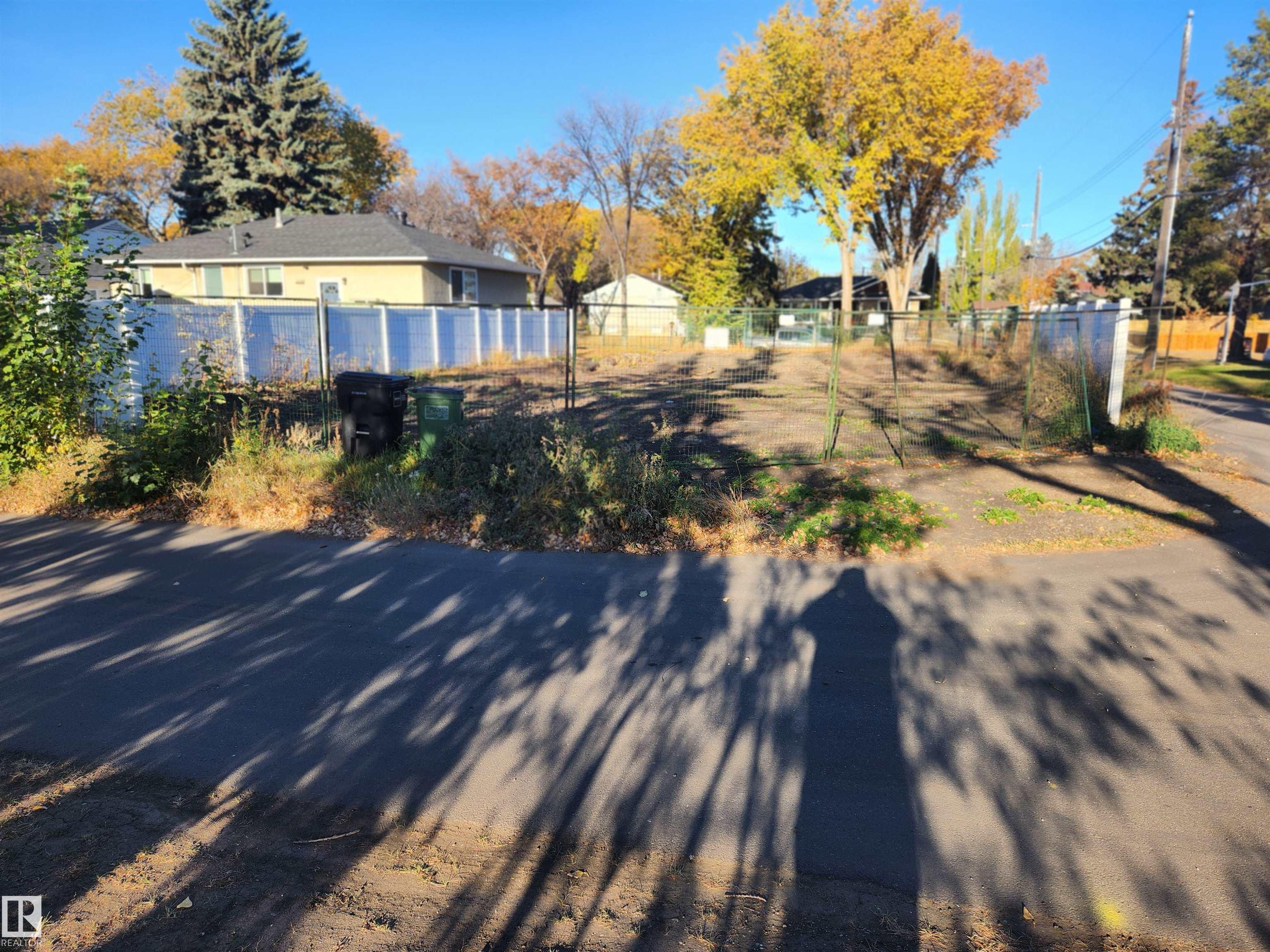 8419 64 Avenue, E4463095, Alberta,