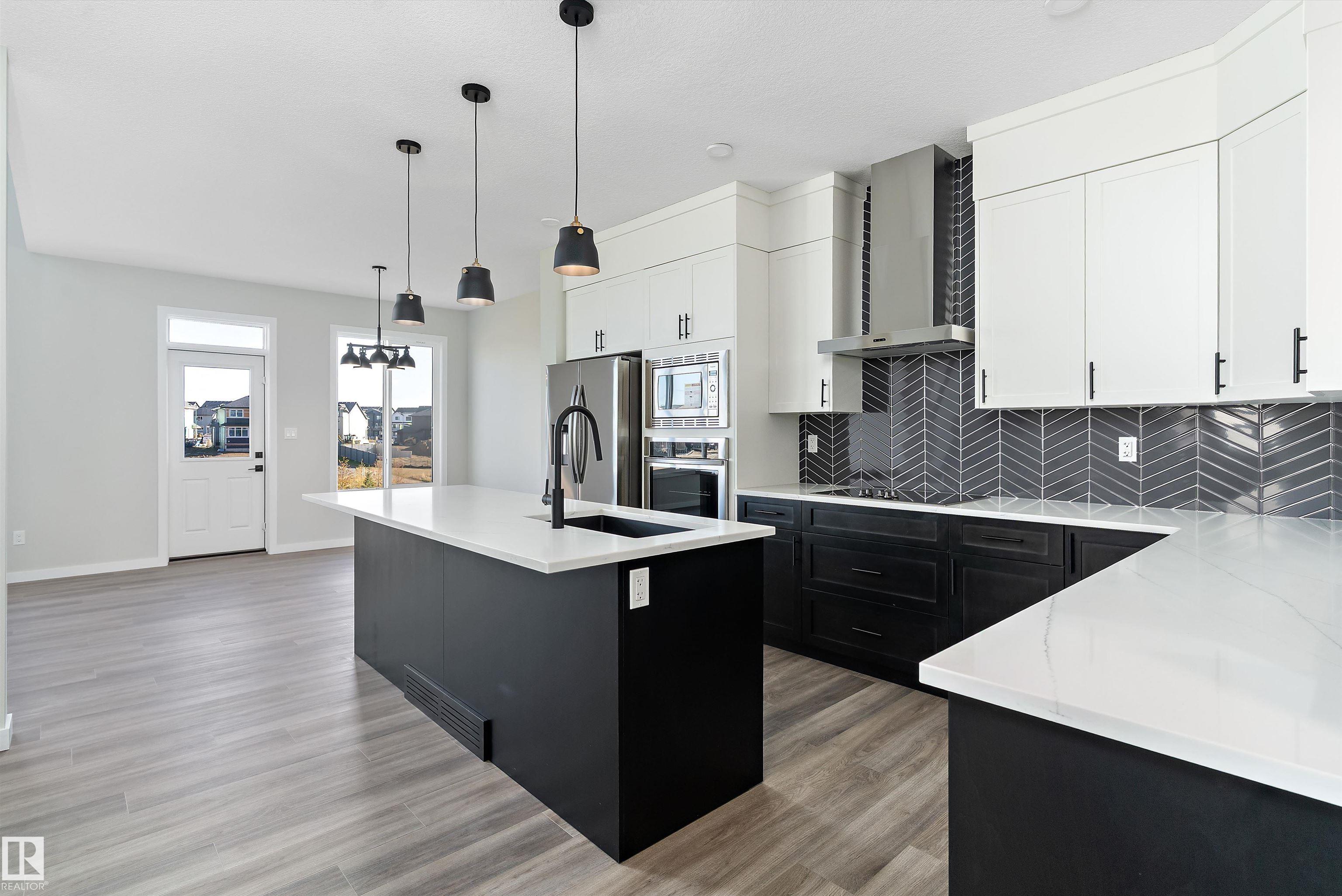 Fifth View of 4777 KINNEY Road, Keswick, Edmonton, Alberta, T6W 5G4