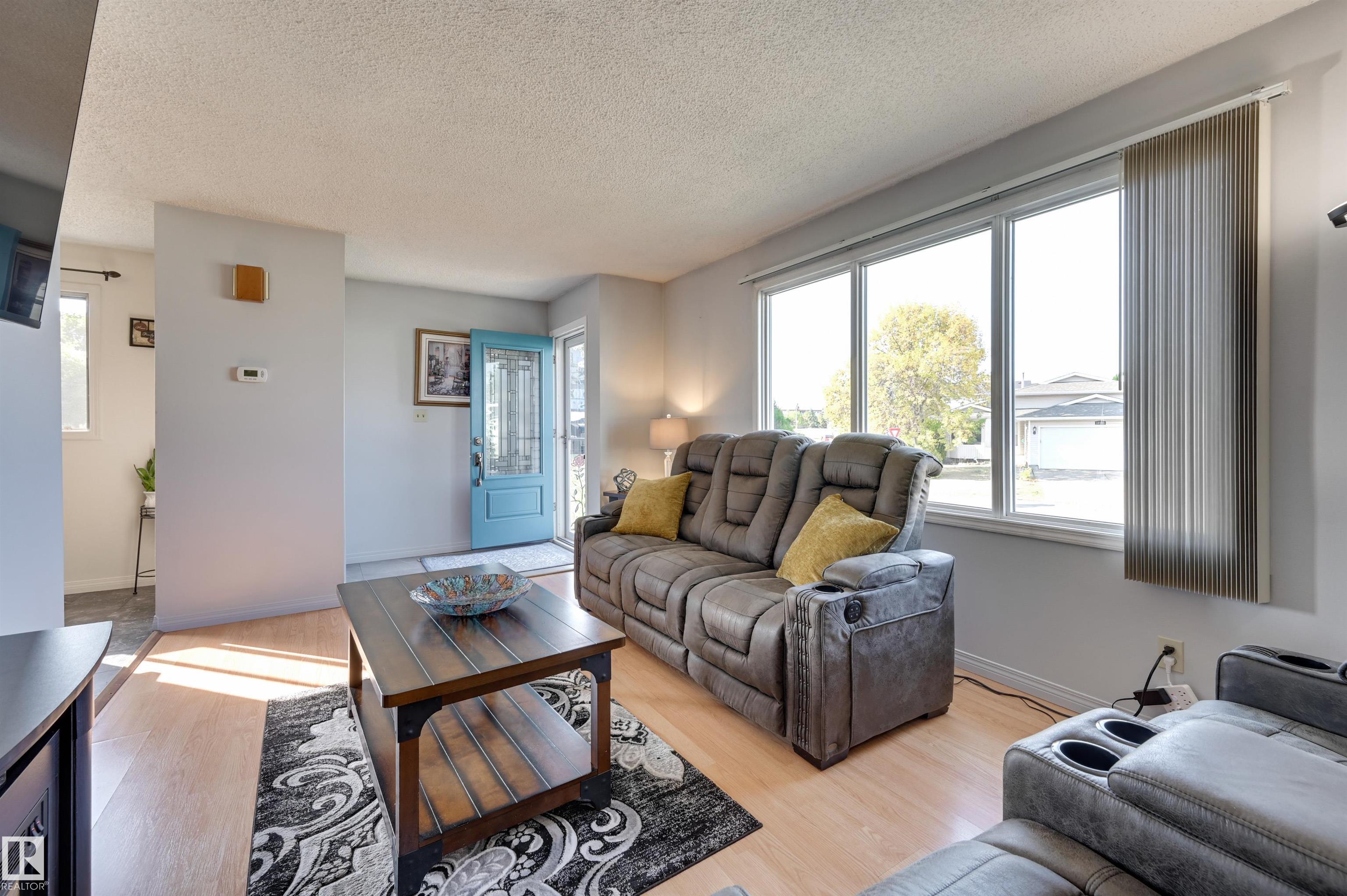 Fifth View of 14703 35 Street, Kirkness, Edmonton, Alberta, T5Y 2H8