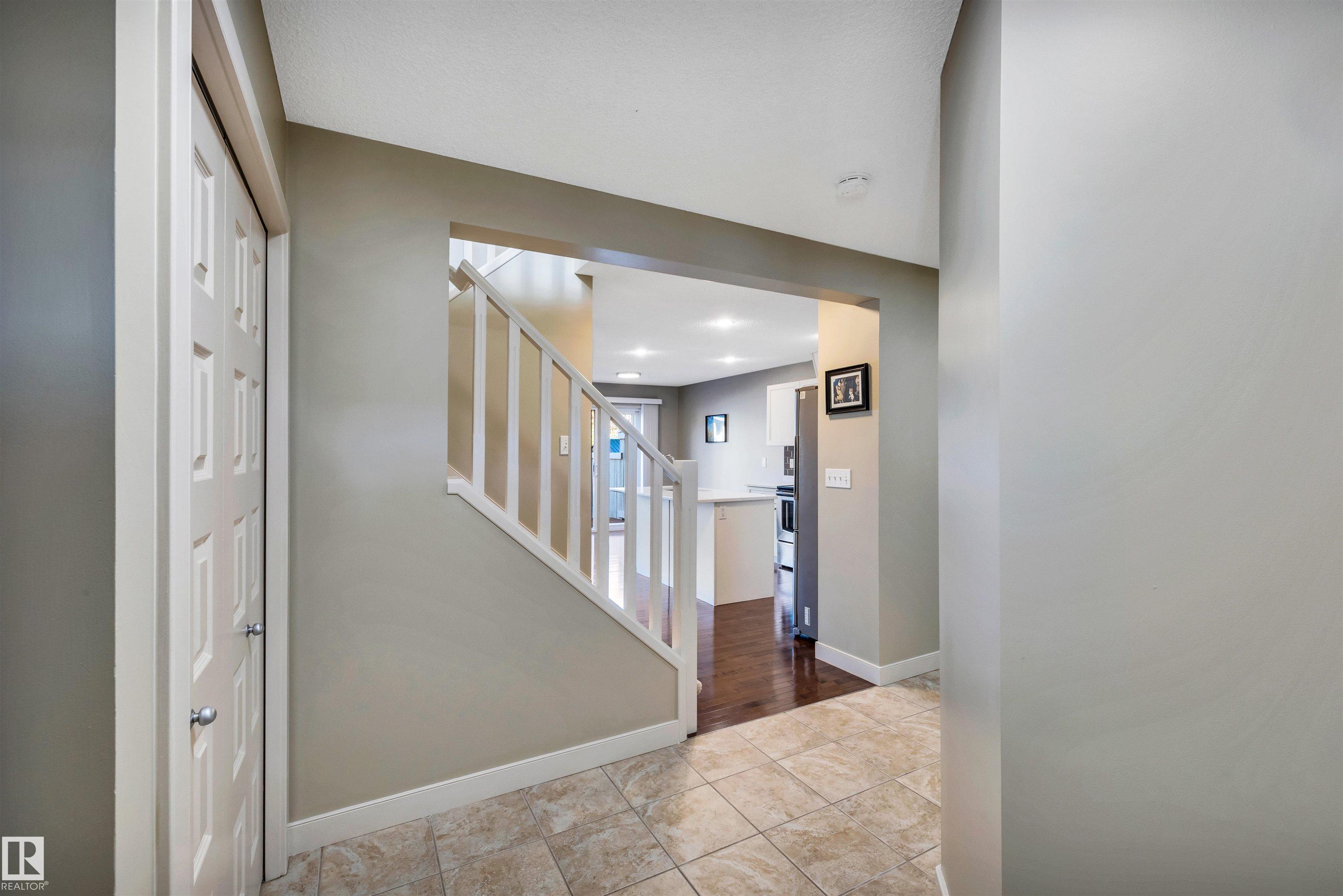 Fifth View of 1690 CUNNINGHAM Way, Callaghan, Edmonton, Alberta, T6W 0W5