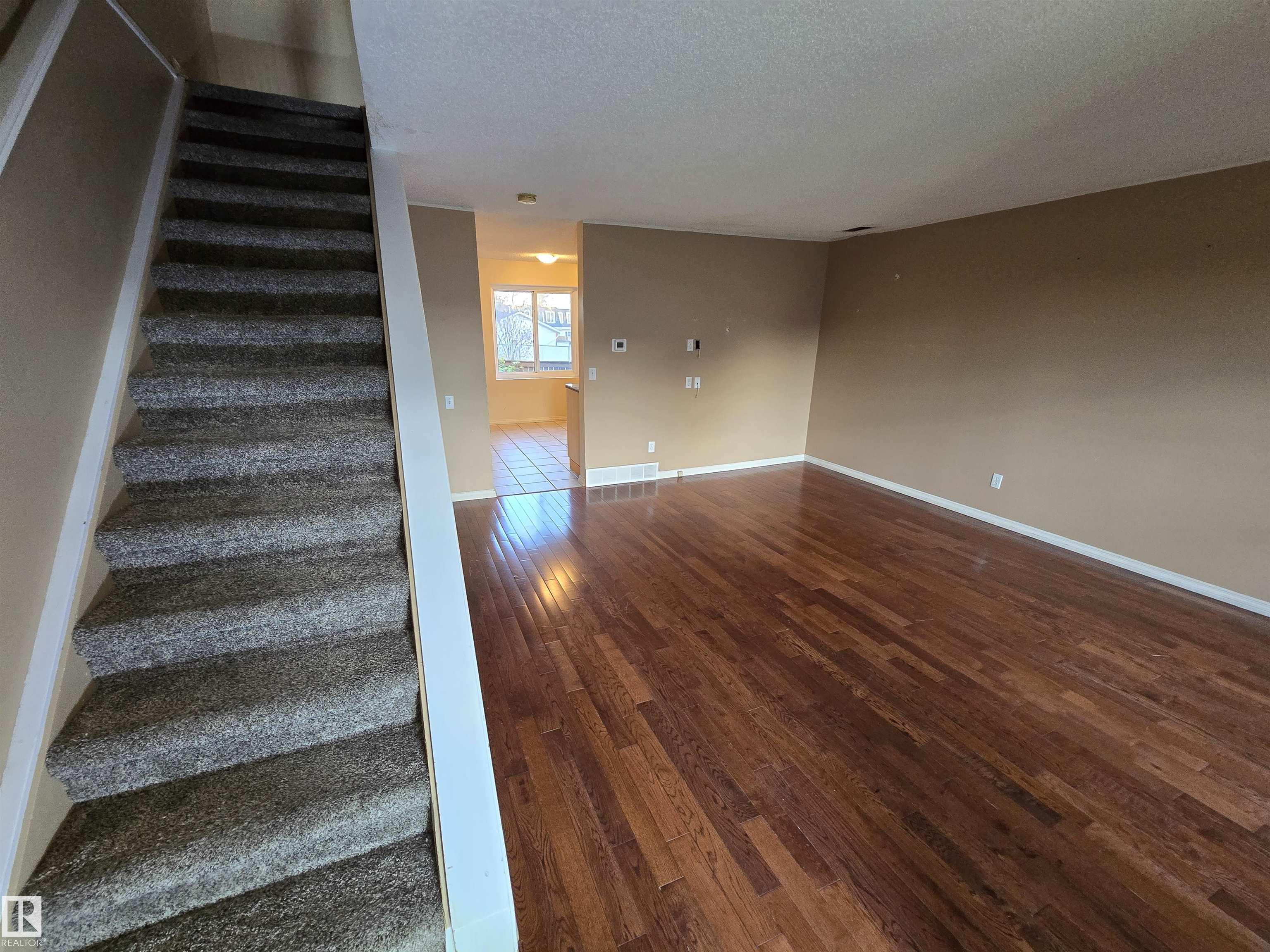 Fourth View of 8019 178 Street, Thorncliffe (Edmonton), Edmonton, Alberta, T5T 1L3