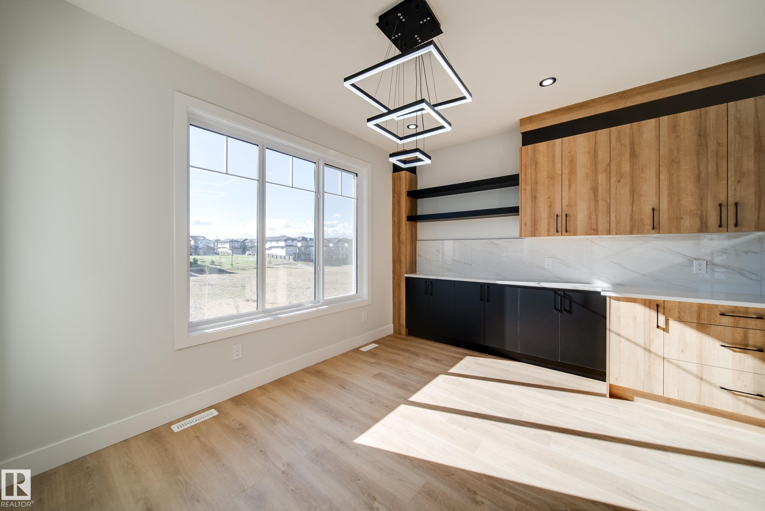 Fifth View of 8511 183 Avenue NW, Klarvatten, Edmonton, Alberta, T5Z 0X5