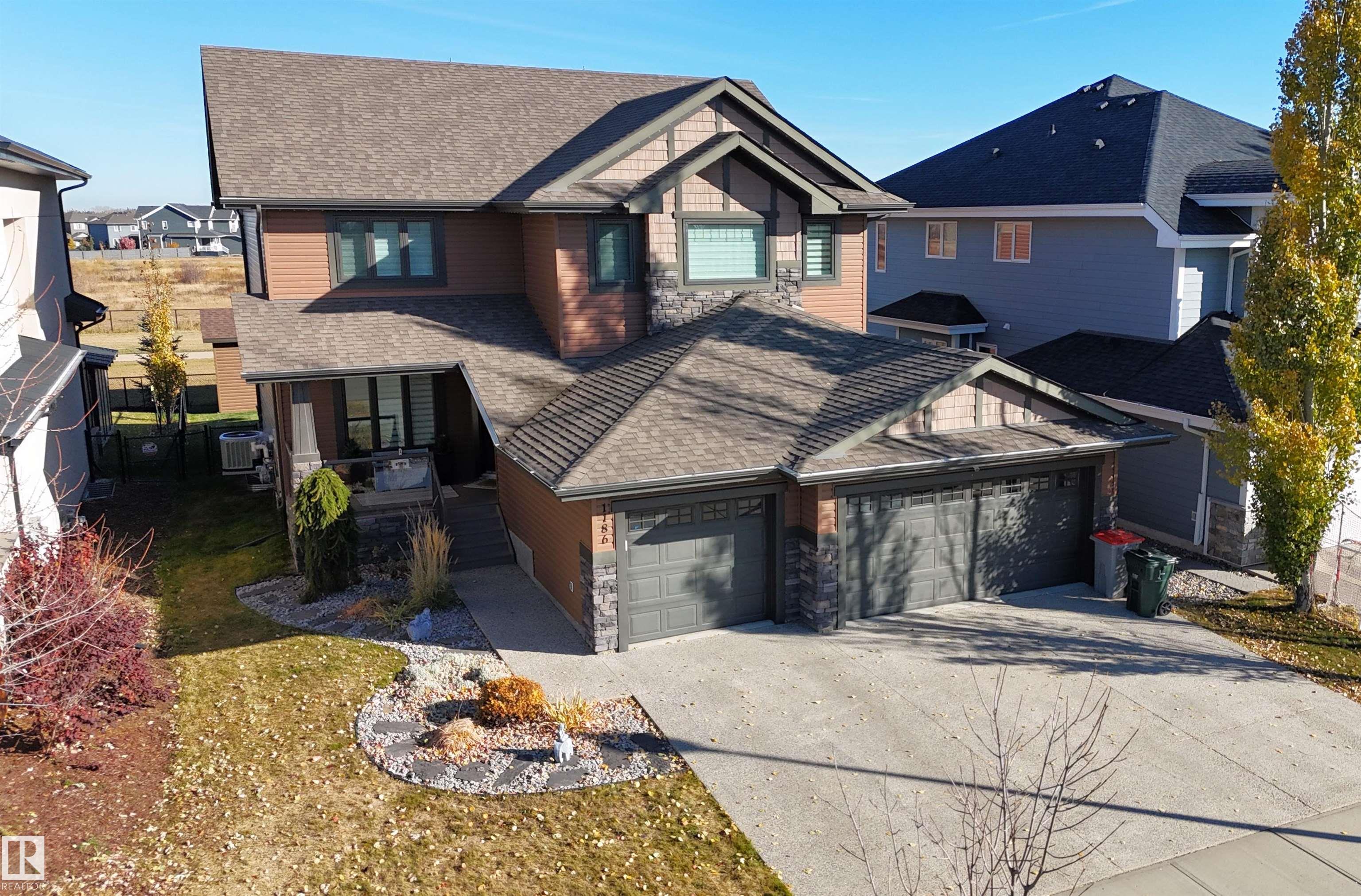1186 GENESIS LAKE Boulevard, E4463217, Alberta,