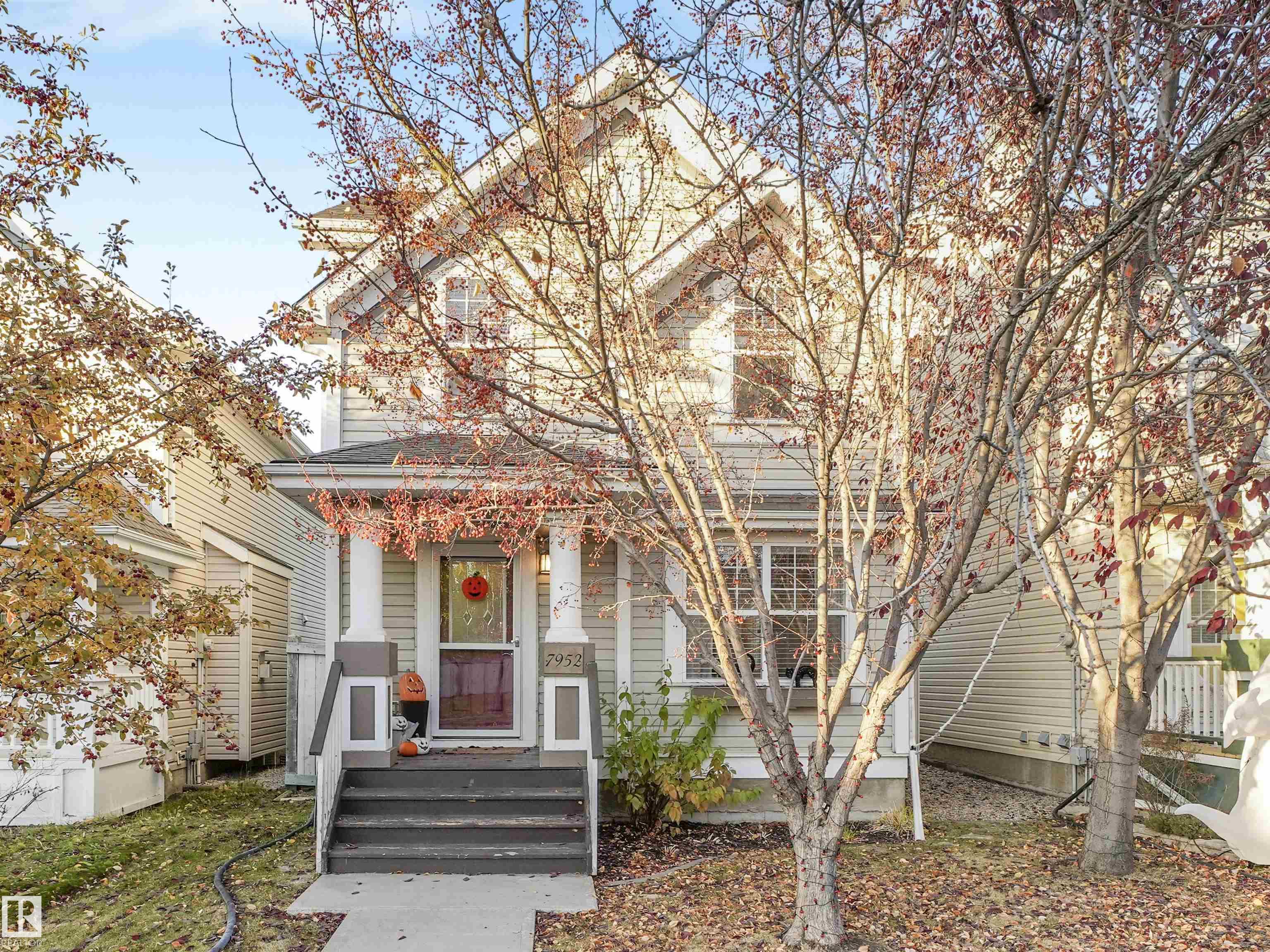 7952 13 Avenue, E4463219, Alberta,