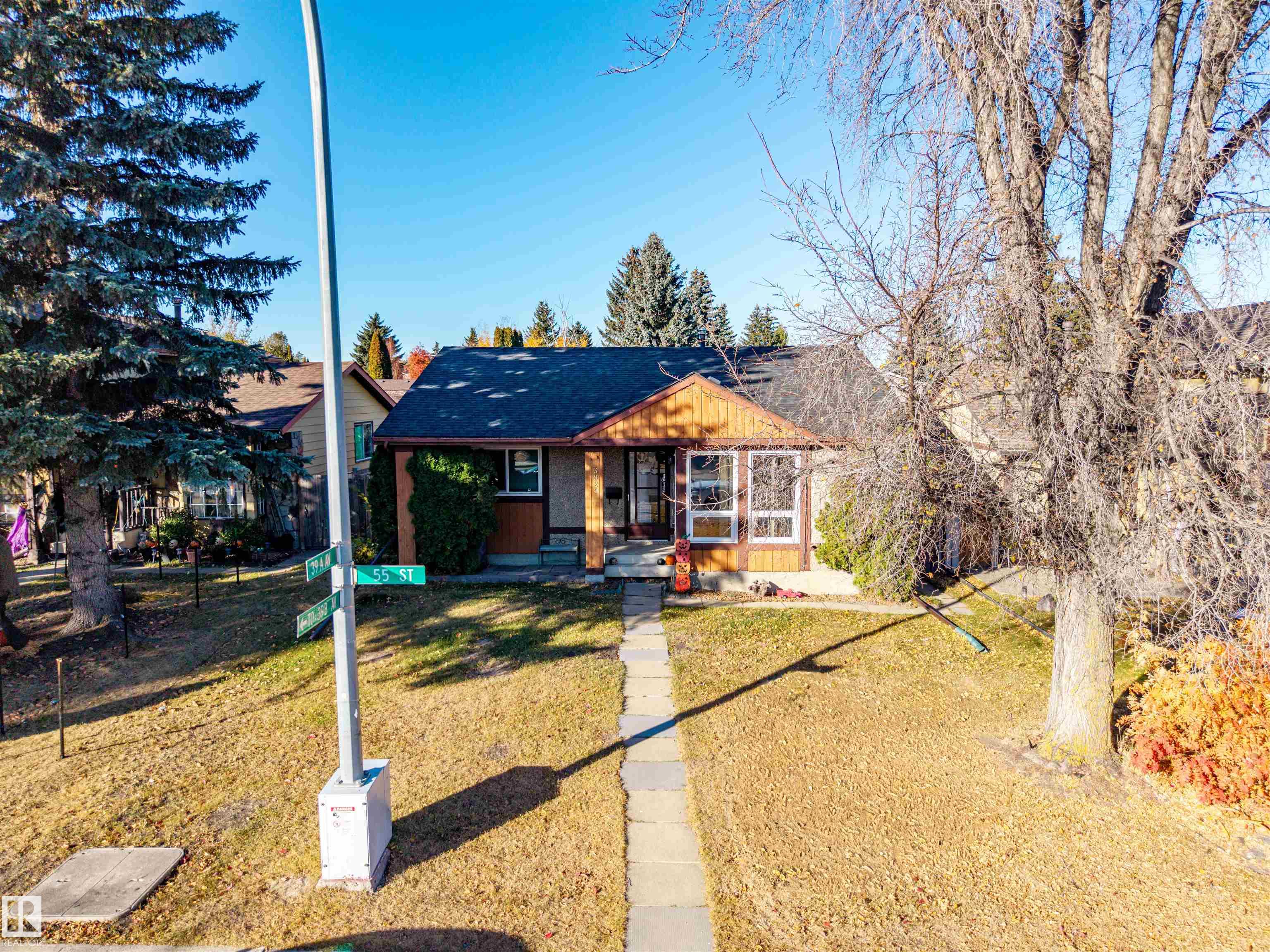 3924 55 Street, E4463267, Alberta,
