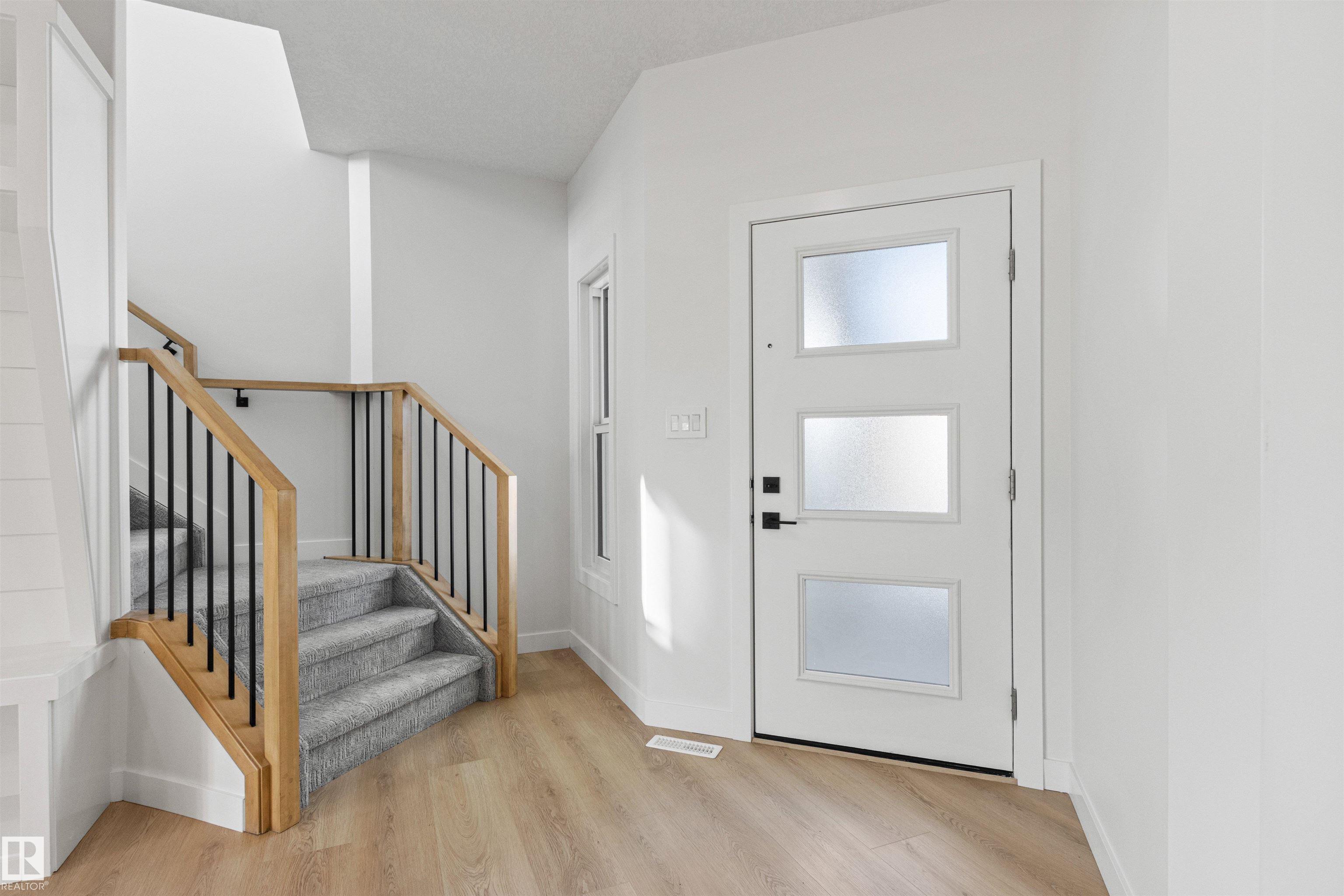 Third View of 3331 Chickadee Drive, Starling, Edmonton, Alberta, T5V 1R5