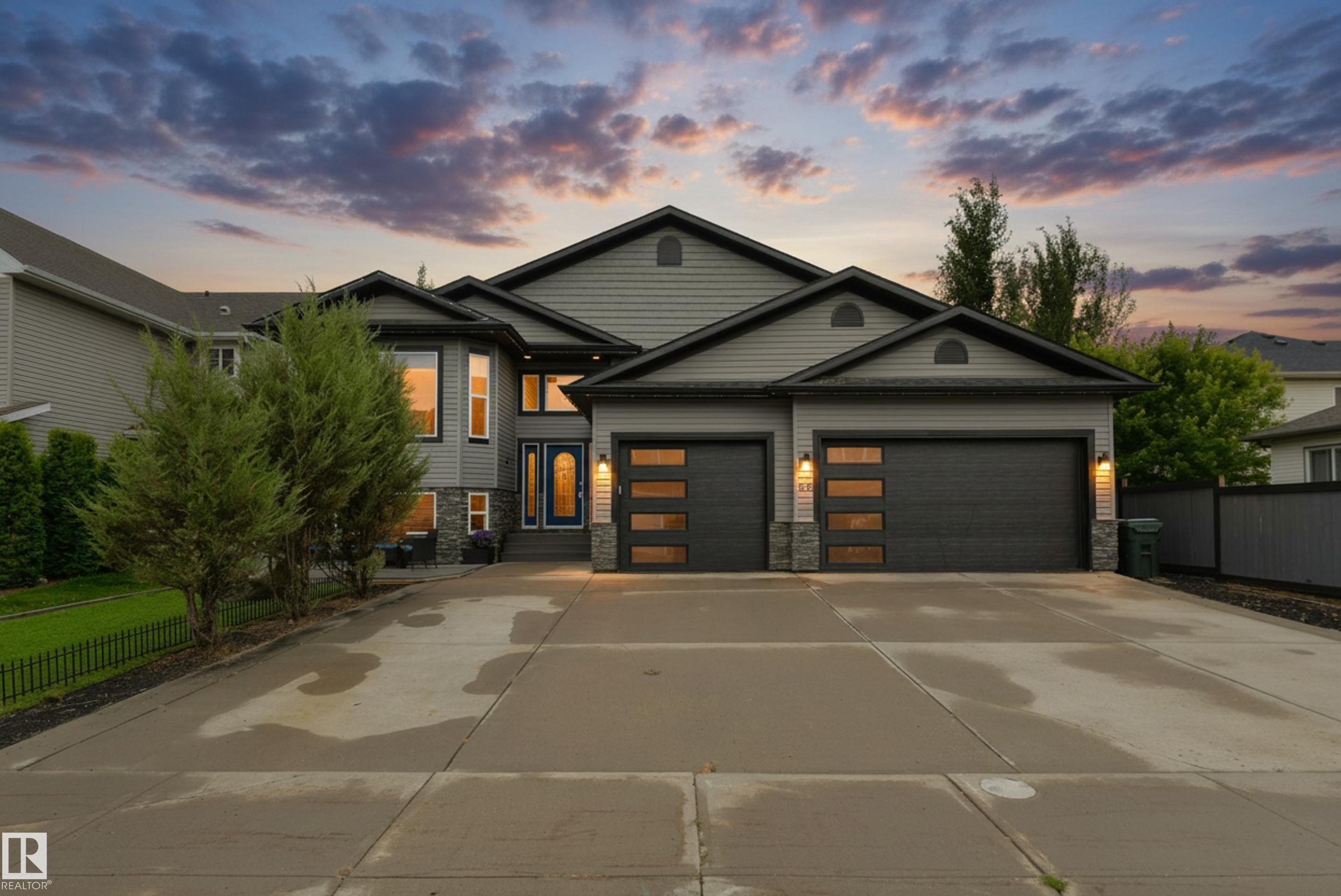 60 HUNTINGTON Crescent, E4463329, Alberta,
