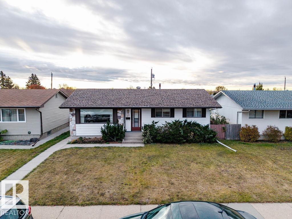 31 STEELE Crescent, E4463343, Alberta,
