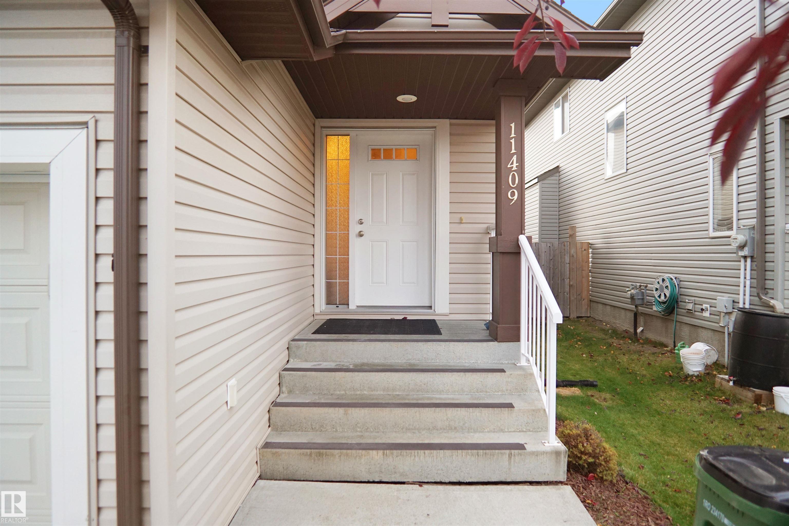 Fourth View of 11409 13 Avenue, Rutherford (Edmonton), Edmonton, Alberta, T6W 0G8