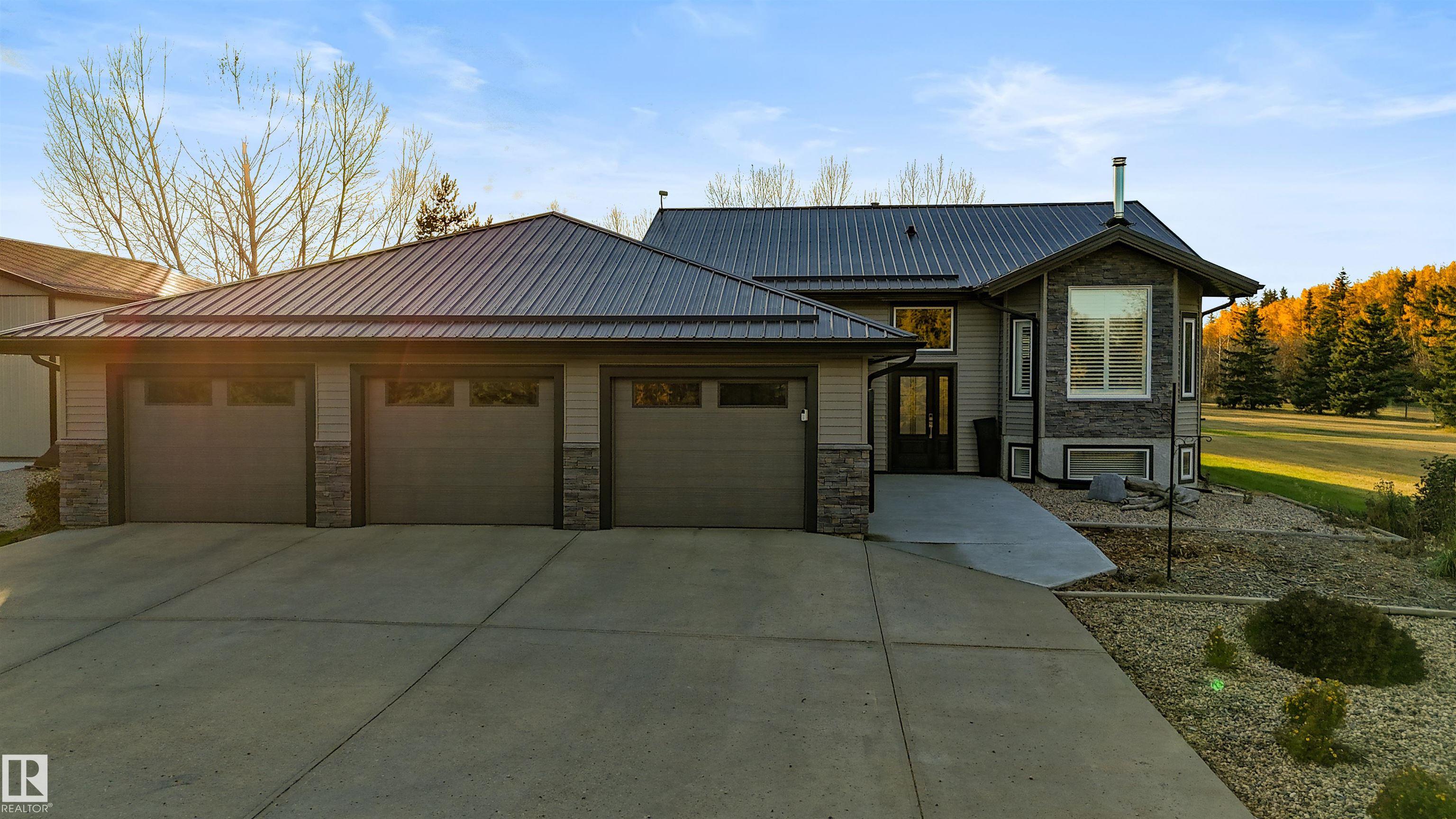Second View of 4 27005 TWP ROAD 511, Chelsea Estates, Rural Parkland County, Alberta, T7Z 1R1