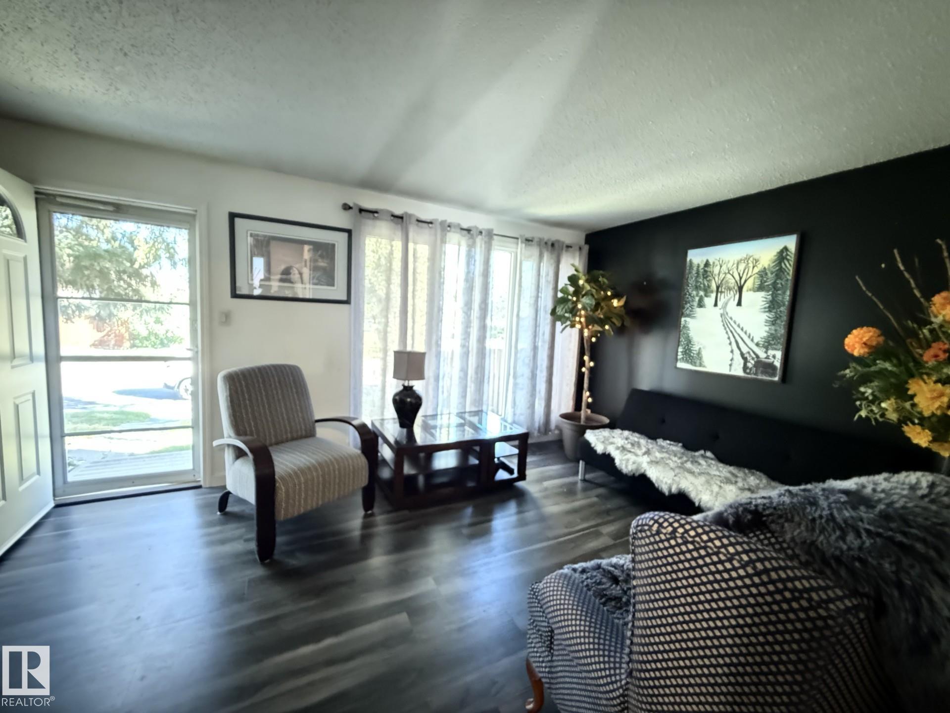 Second View of 3127 109 Street, Steinhauer, Edmonton, Alberta, T6J 3E6