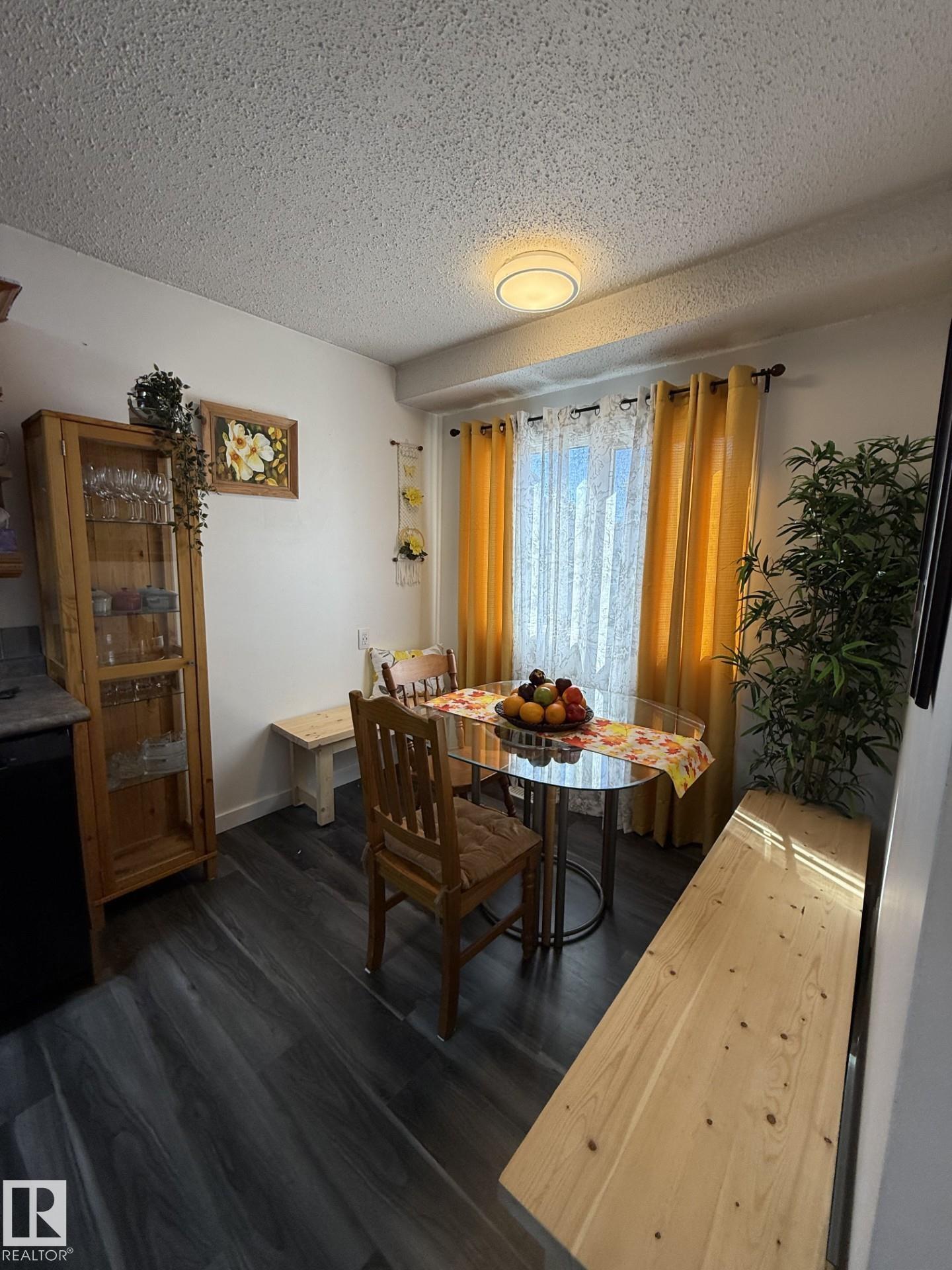 Fifth View of 3127 109 Street, Steinhauer, Edmonton, Alberta, T6J 3E6