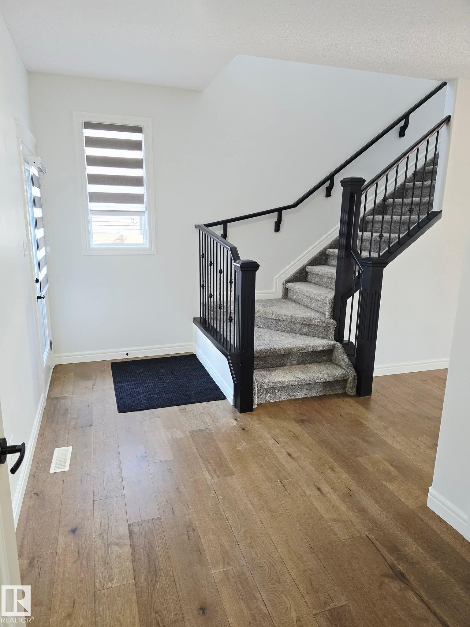 Second View of 449 CONROY Crescent, Cavanagh, Edmonton, Alberta, T6W 5A9