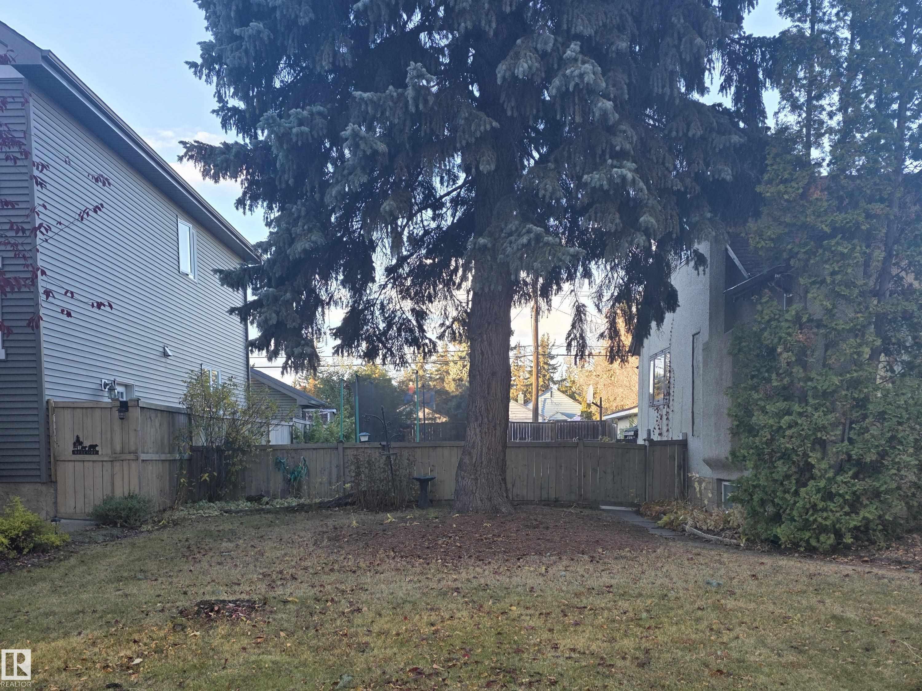 Fourth View of 7508 111 ave NW, Virginia Park, Edmonton, Alberta, T5B 0B7