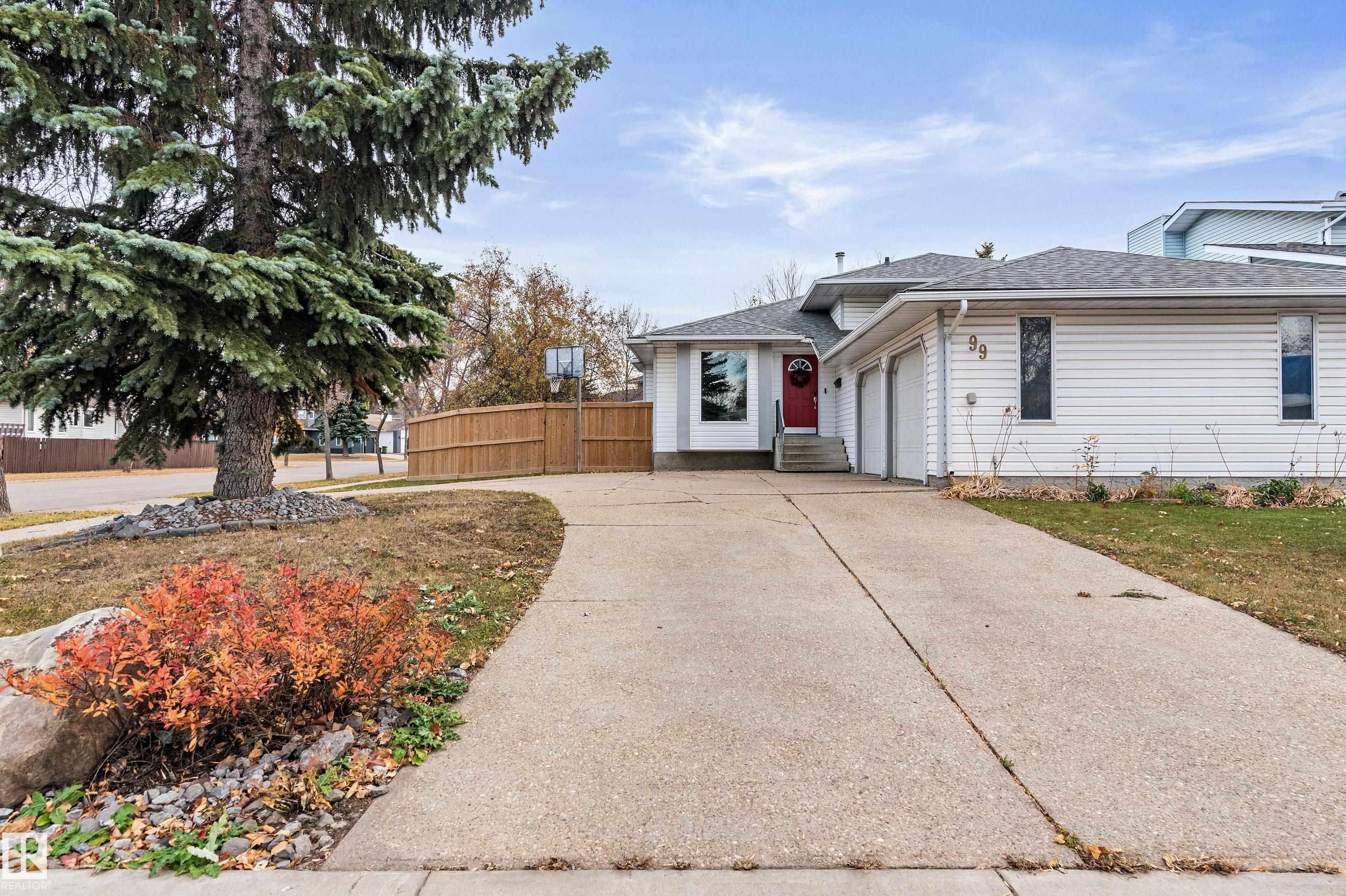 Third View of 99 ARLINGTON Drive, Akinsdale, St. Albert, Alberta, T8N 5P4