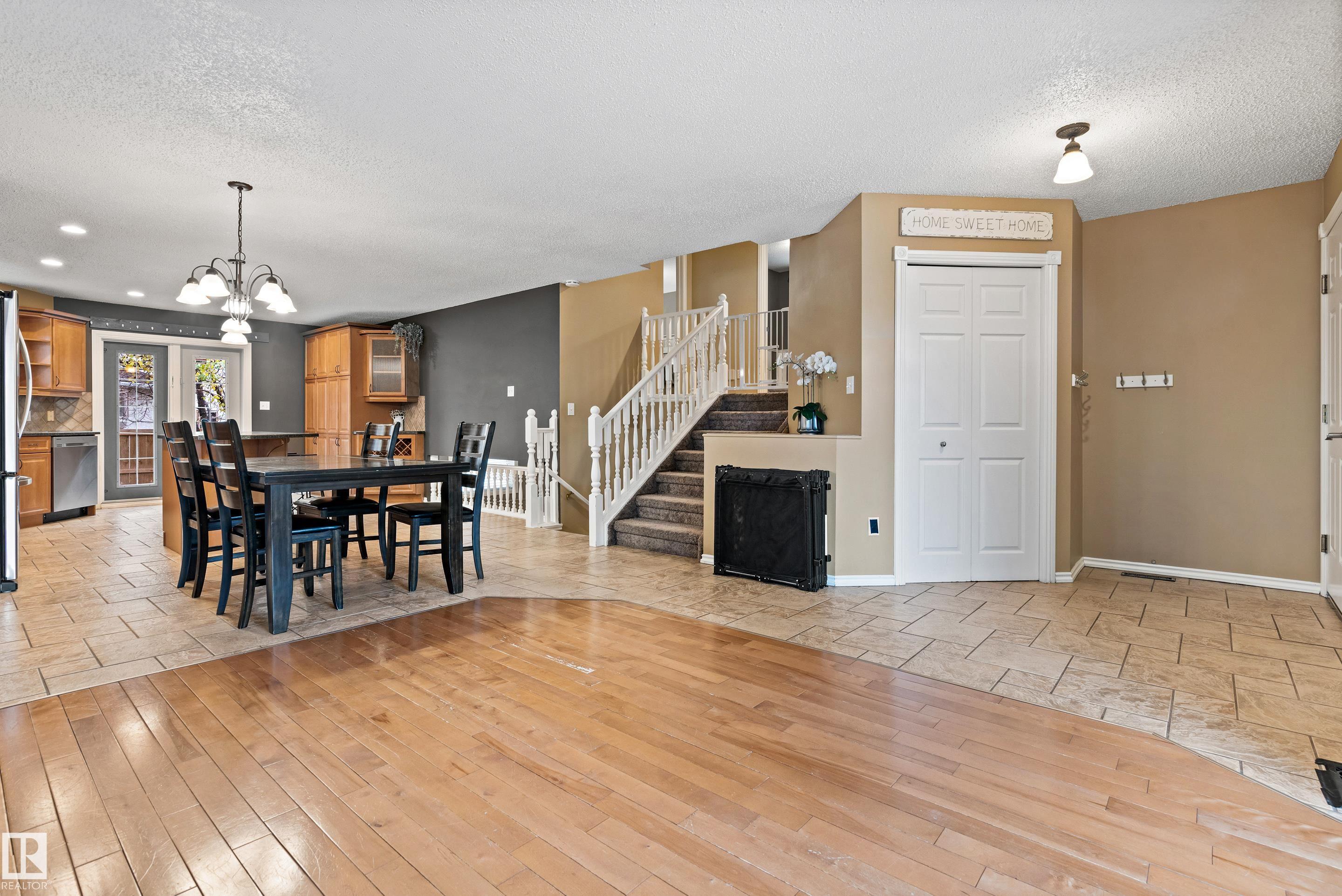 Fifth View of 99 ARLINGTON Drive, Akinsdale, St. Albert, Alberta, T8N 5P4