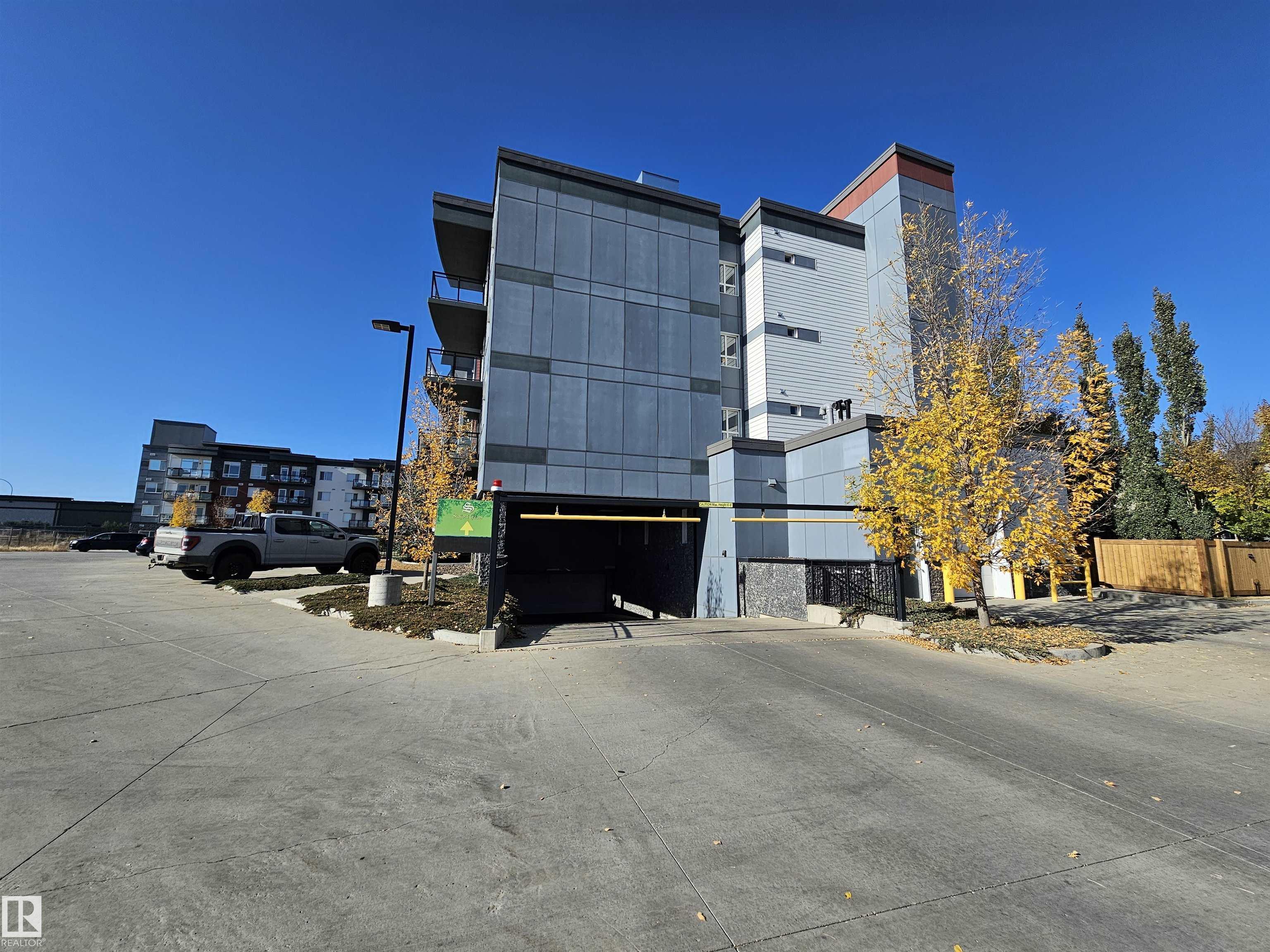 Third View of 7508 Getty Gate, Granville (Edmonton), Edmonton, Alberta, T5T 7E6