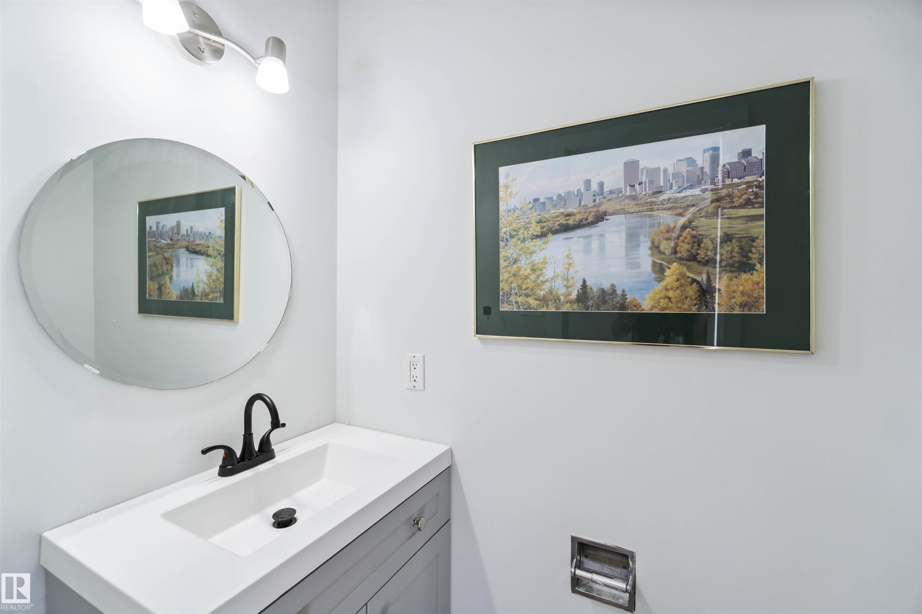 Third View of 1096 MILLBOURNE Road E, Michaels Park, Edmonton, Alberta, T6K 1W1