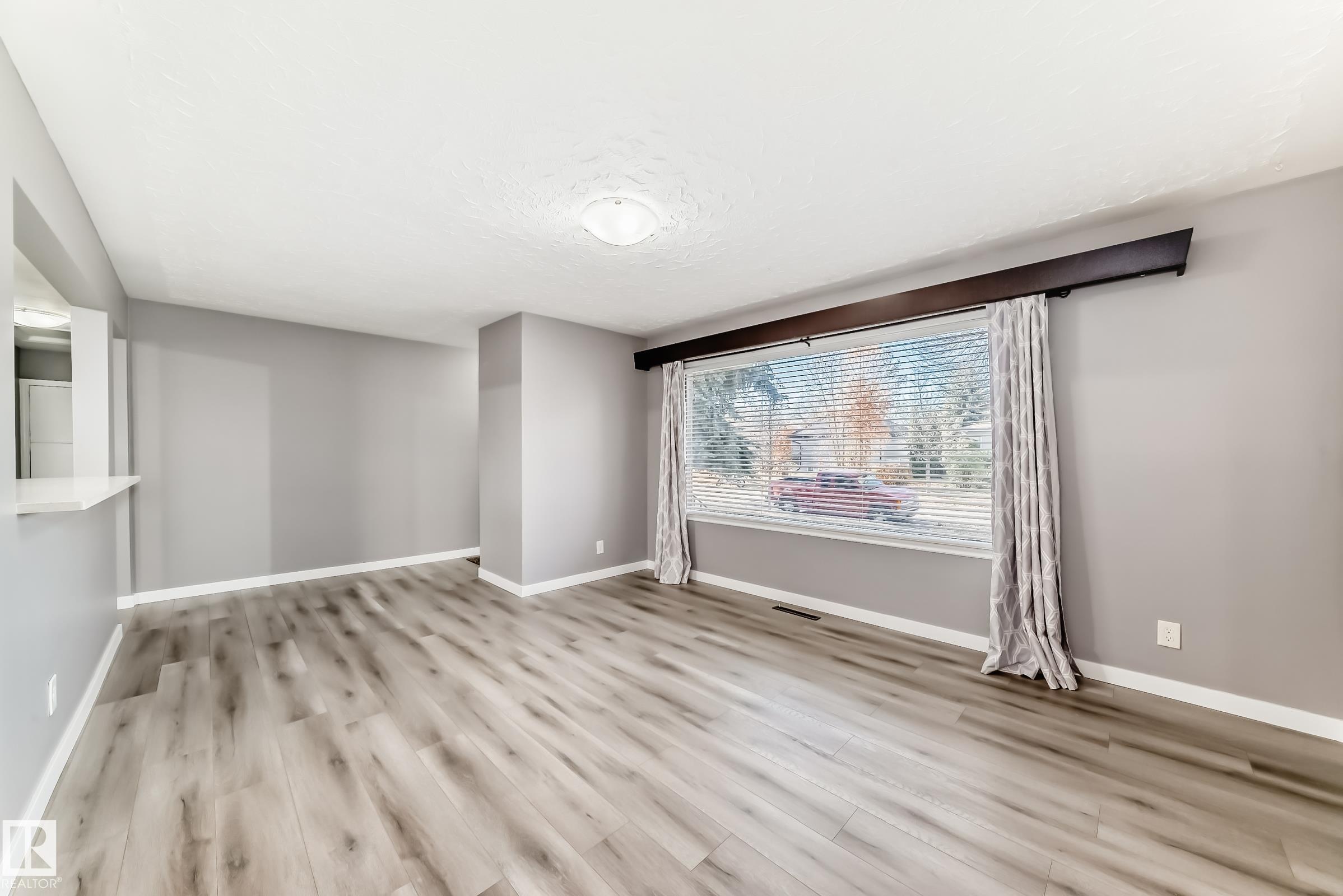 Fifth View of 12205 37 Street, Bergman, Edmonton, Alberta, T5W 2C6