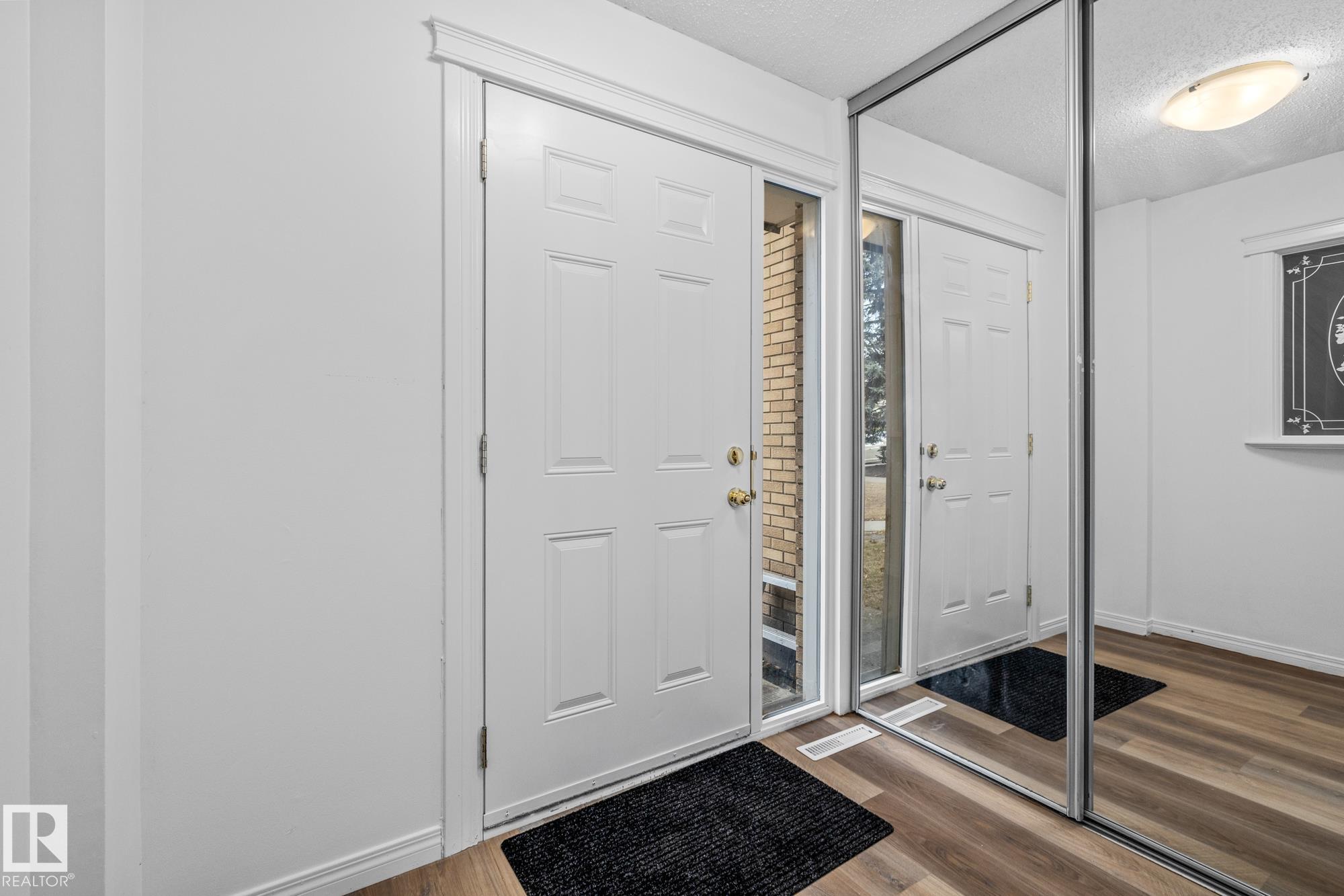 Third View of 137 LONDONDERRY SQUARE, Kilkenny, Edmonton, Alberta, T5C 3C4