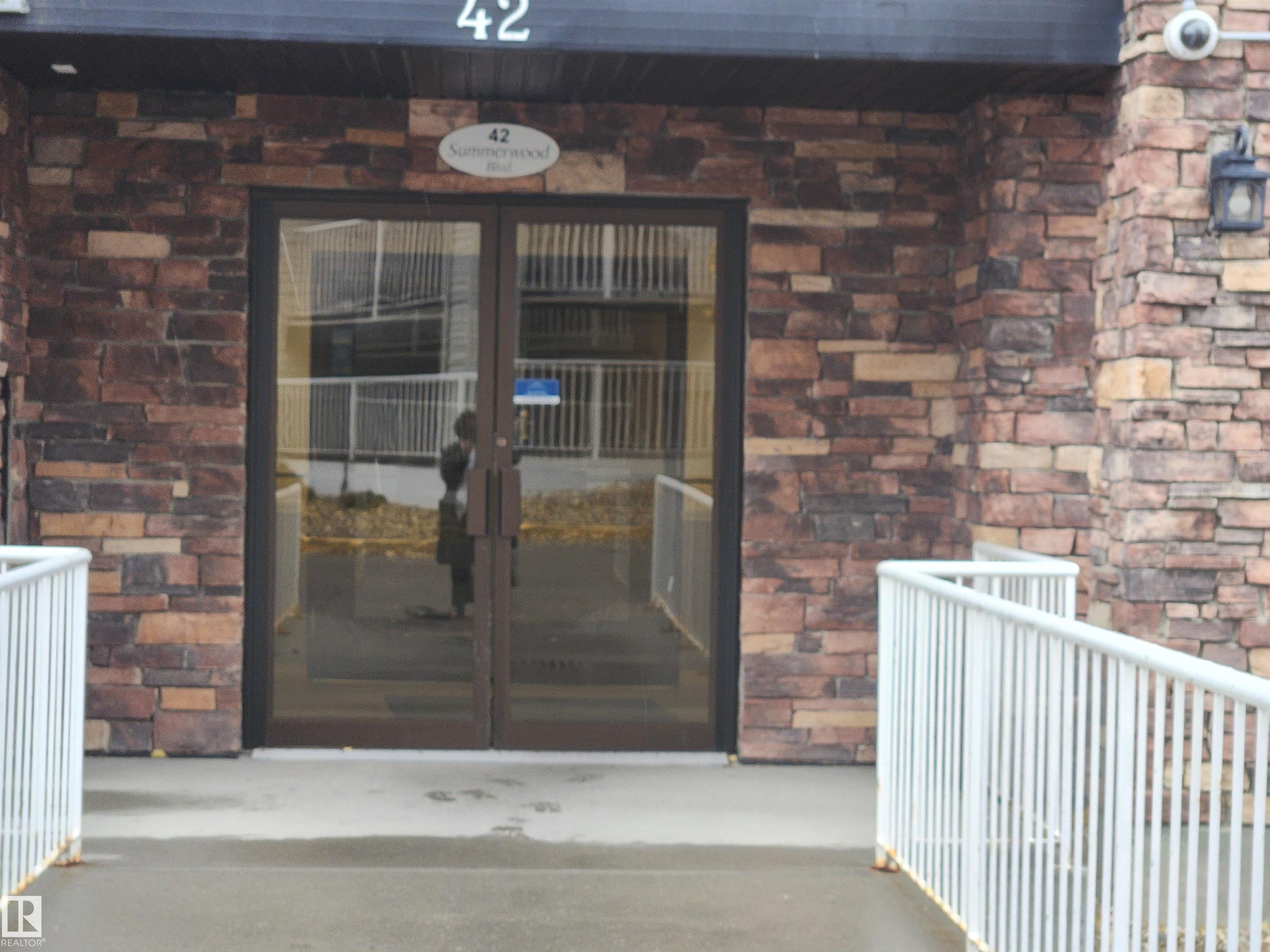 108 42 Summerwood Boulevard, E4463638, Alberta,
