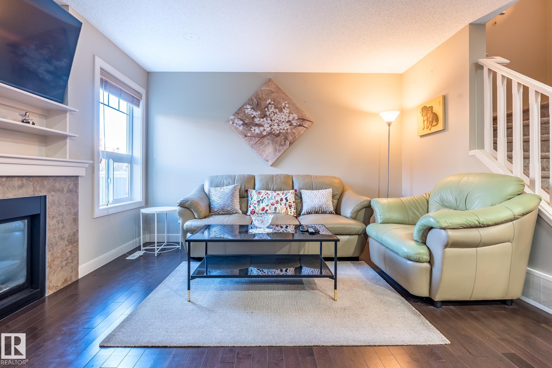 1692 CUNNINGHAM Way, E4463648, Alberta,