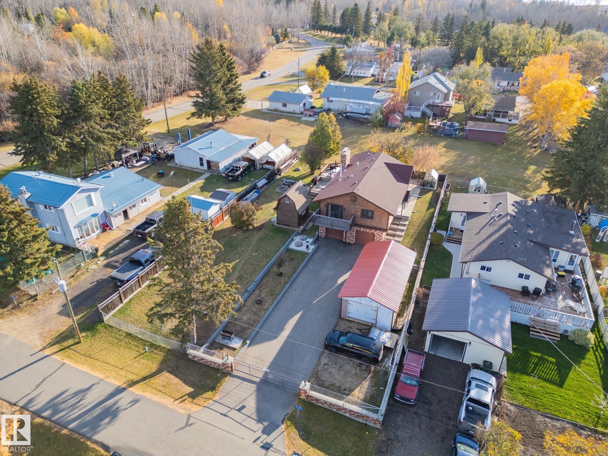 403 4 Street, E4463679, Alberta,