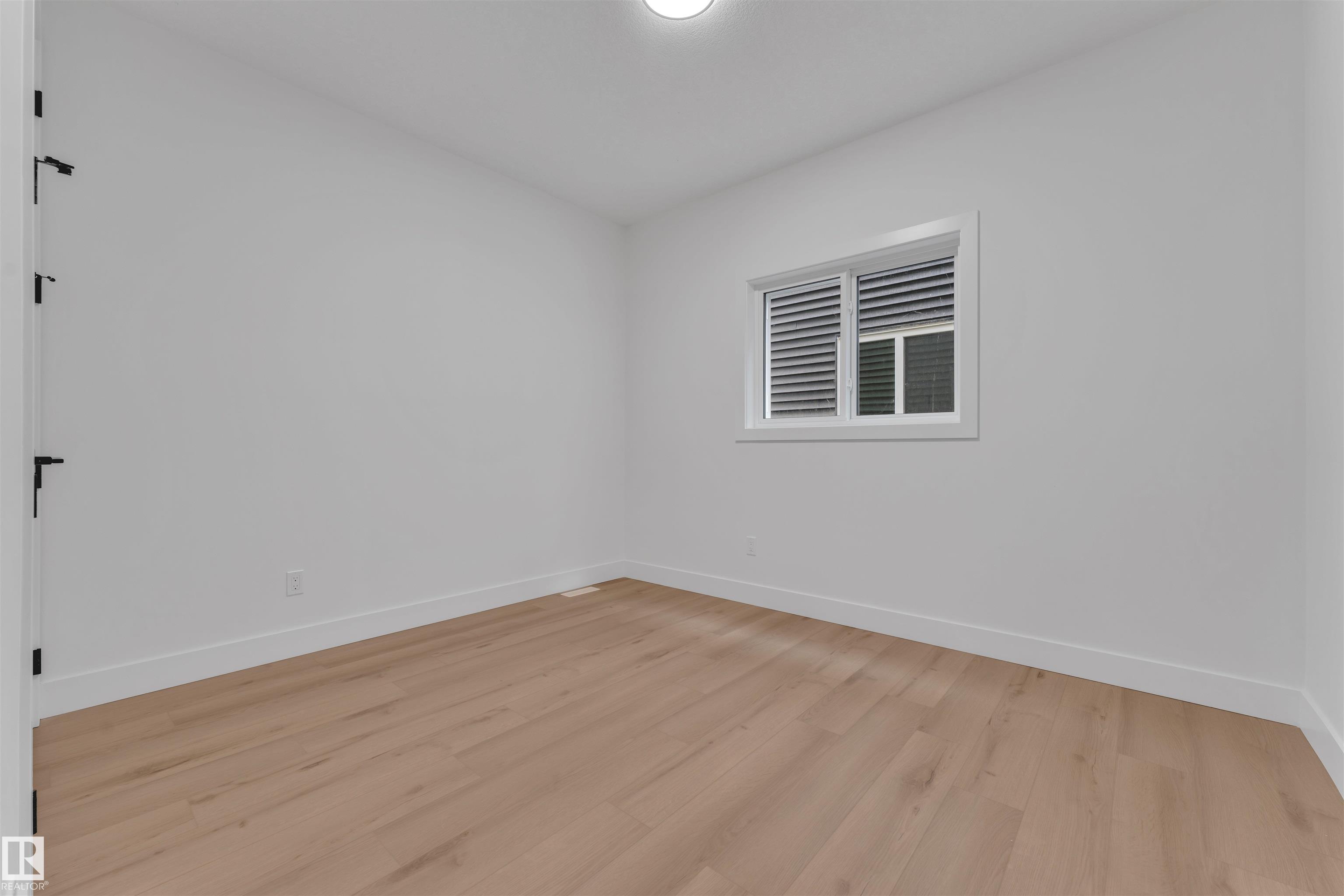 Fifth View of 8458 Mayday Link SW, The Orchards At Ellerslie, Edmonton, Alberta, T6X 3G1