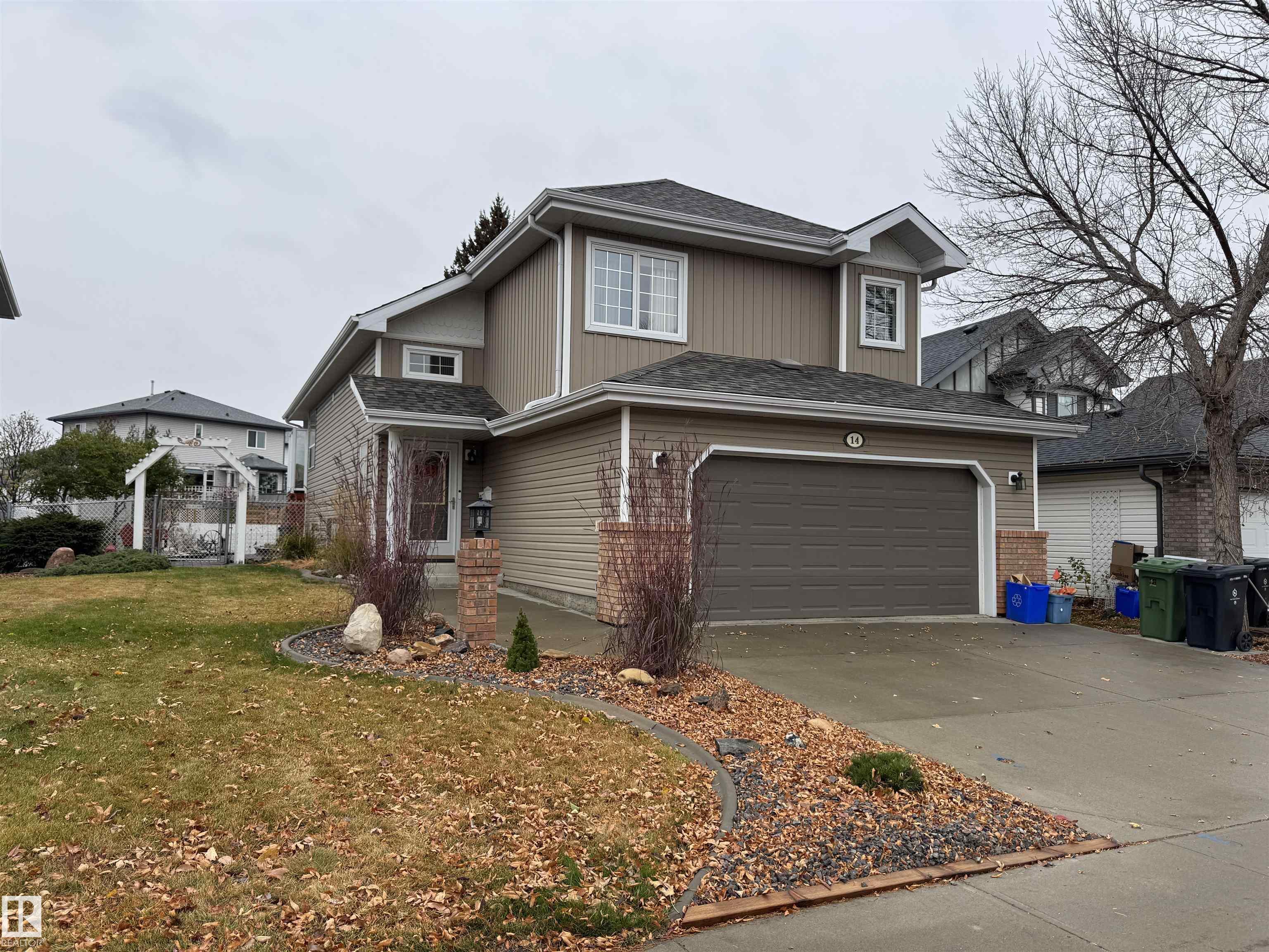 14 WESTWOOD Way, E4463699, Alberta,