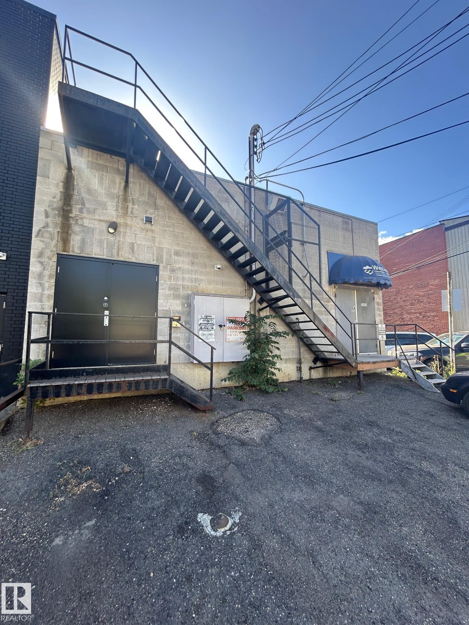 Third View of 10806 82 Avenue, Garneau, Edmonton, Alberta, T6E 2B3