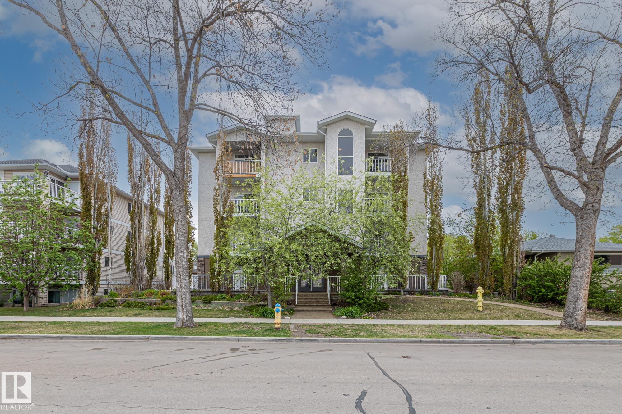 Third View of 402 10524 77 Avenue, Queen Alexandra, Edmonton, Alberta, T6E 1N1