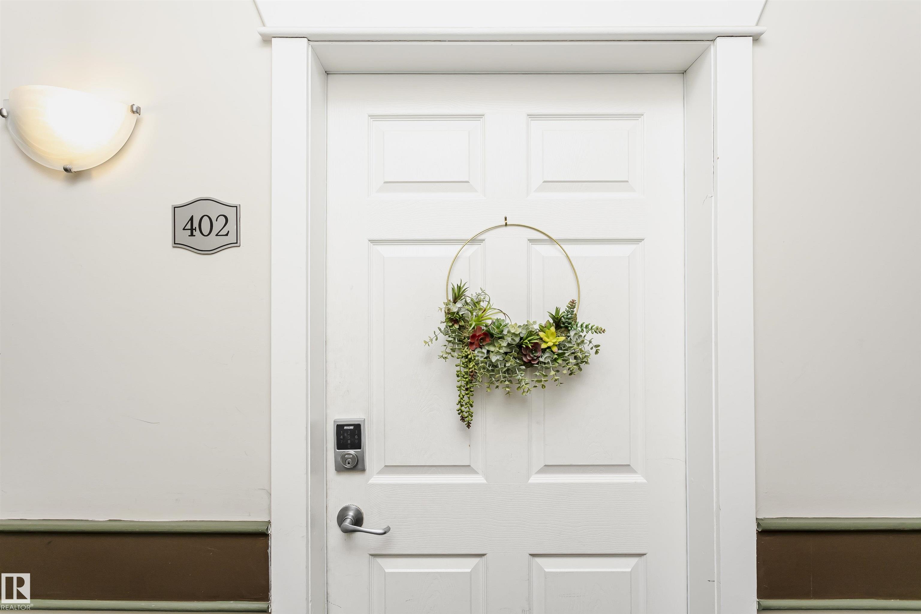 Fourth View of 402 10524 77 Avenue, Queen Alexandra, Edmonton, Alberta, T6E 1N1