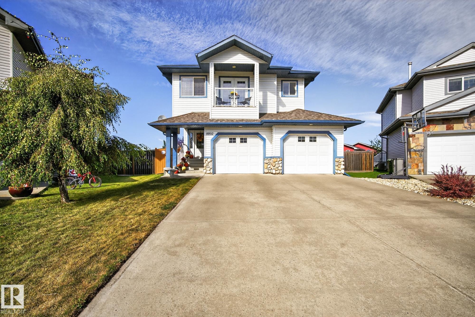 8802 98 Avenue, E4463810, Alberta,