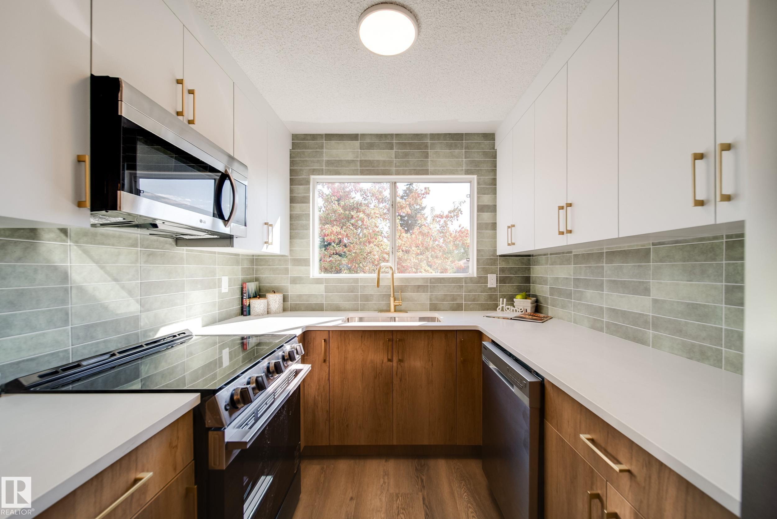 Fourth View of 9949 171 Avenue, Baturyn, Edmonton, Alberta, T5X 4X2