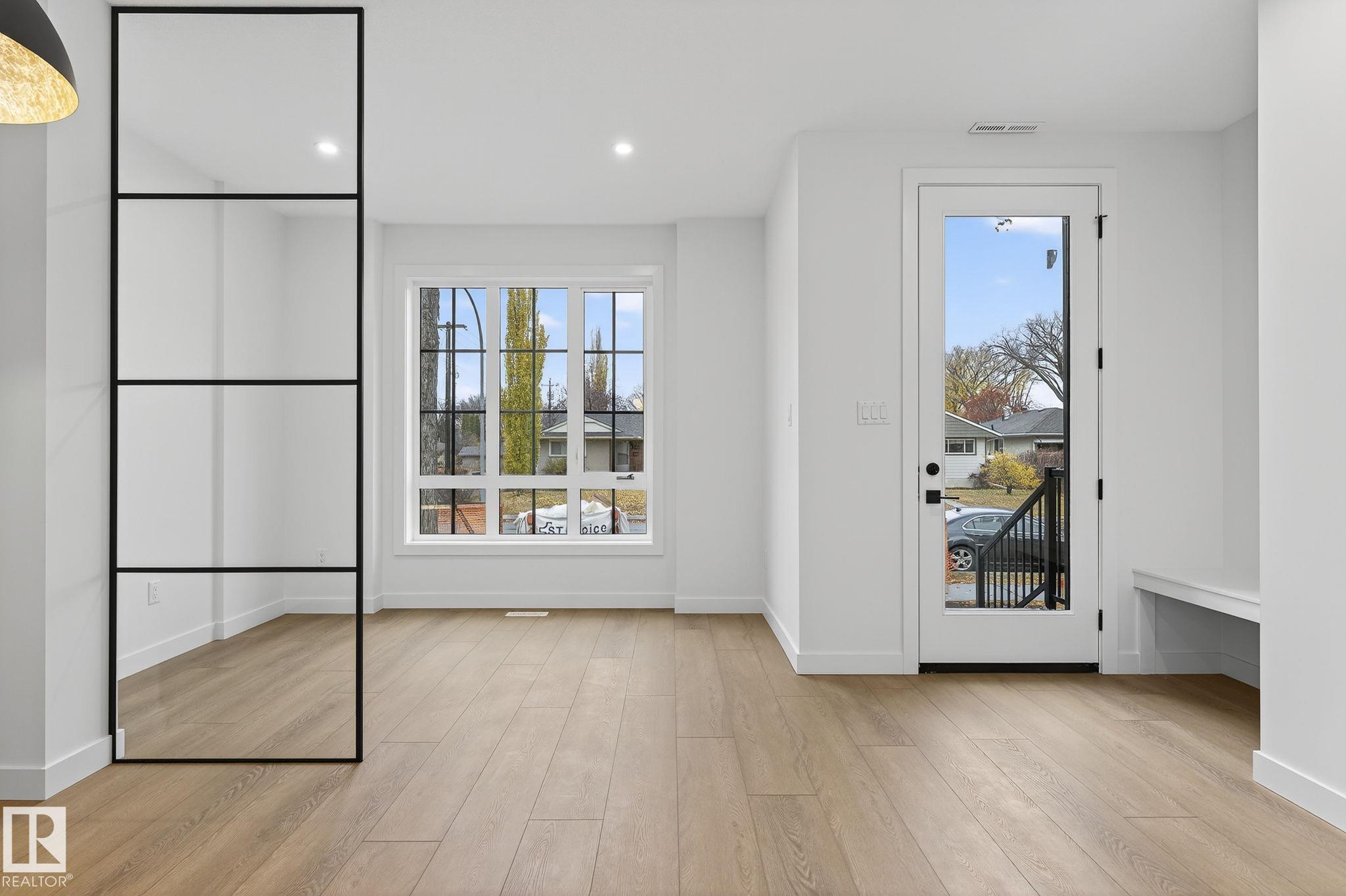 Fourth View of 7711 95 Avenue, Holyrood, Edmonton, Alberta, T6C 1X8