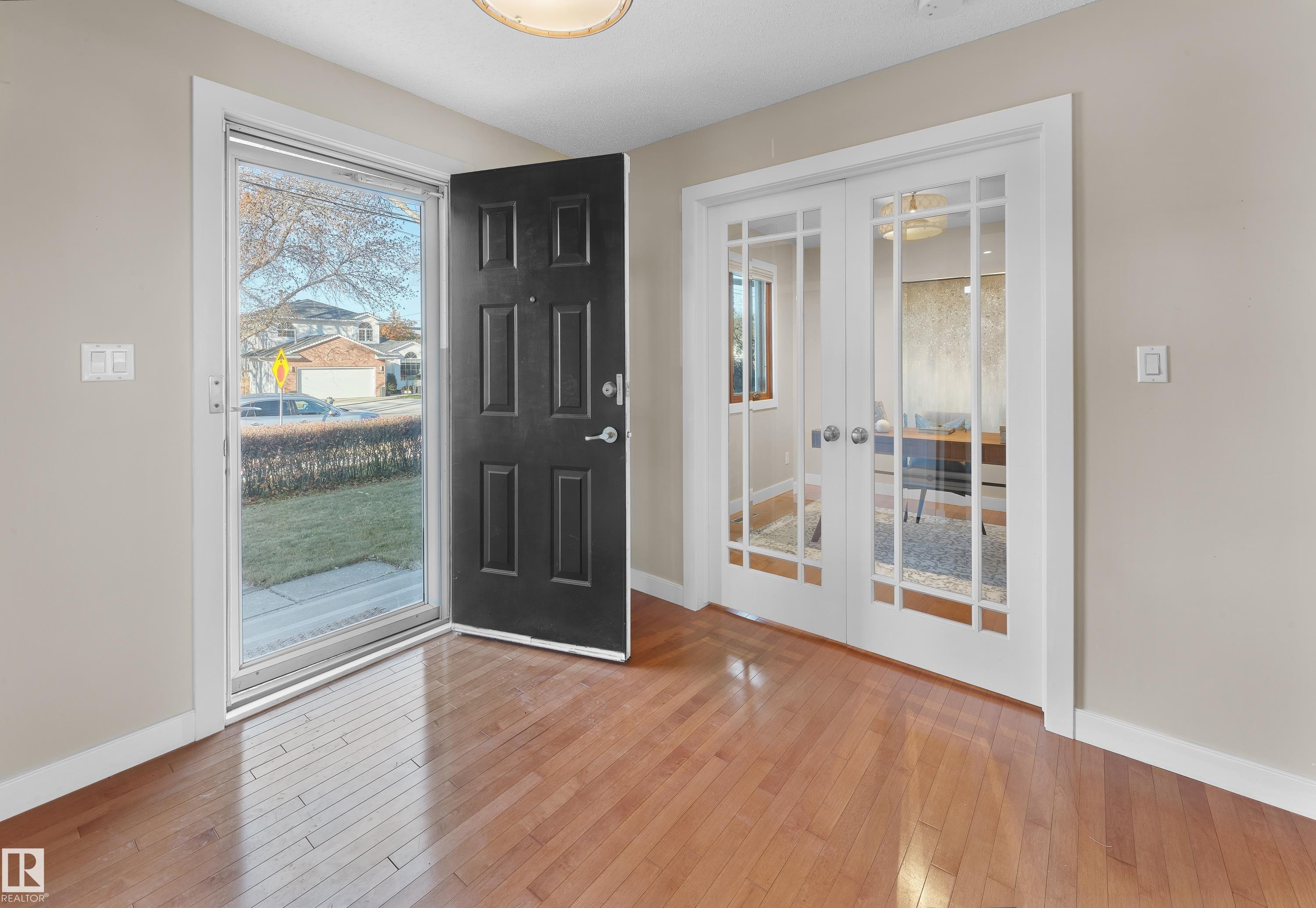 Second View of 5607 109 Street, Pleasantview (Edmonton), Edmonton, Alberta, T6H 3A7