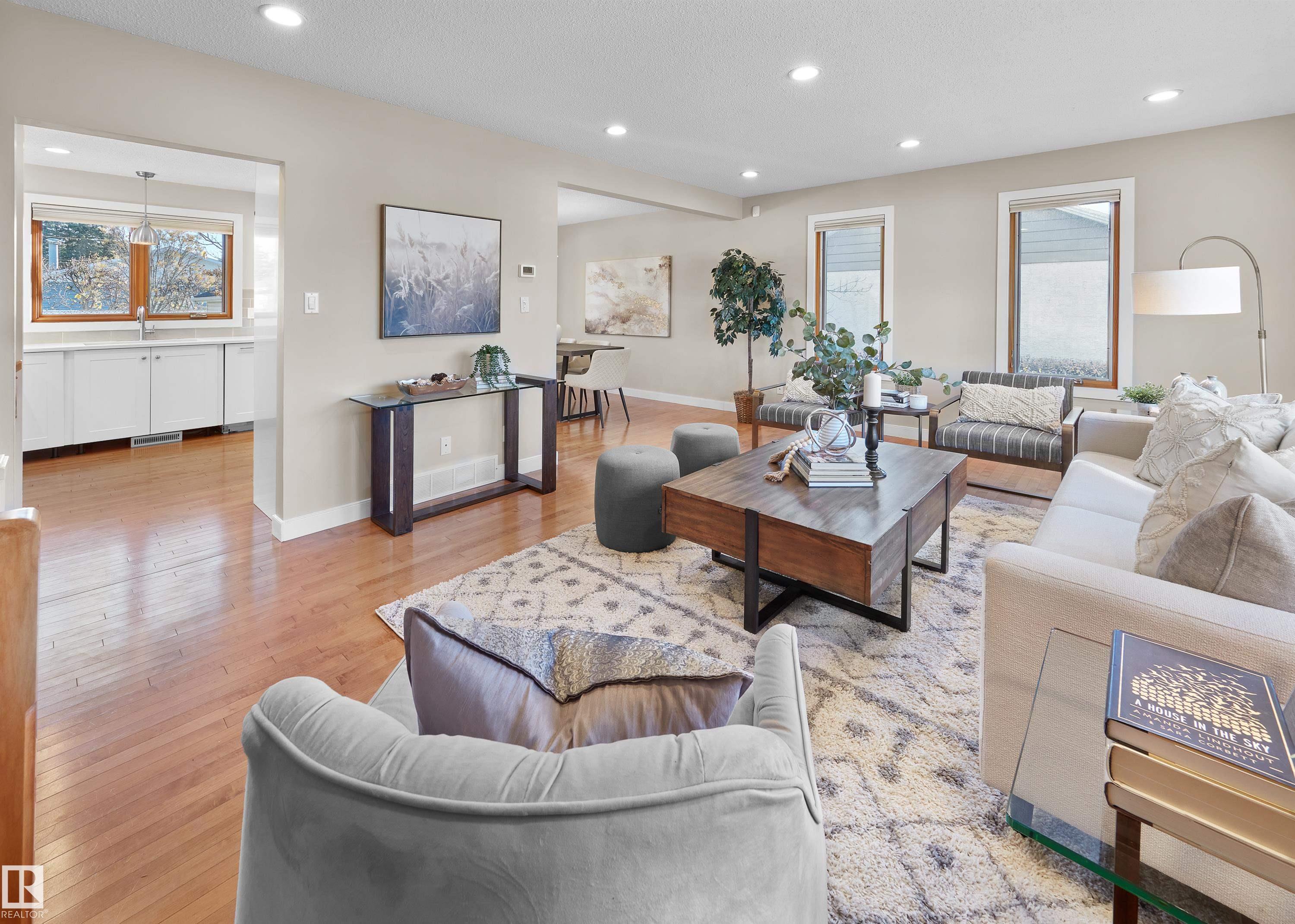 Fourth View of 5607 109 Street, Pleasantview (Edmonton), Edmonton, Alberta, T6H 3A7