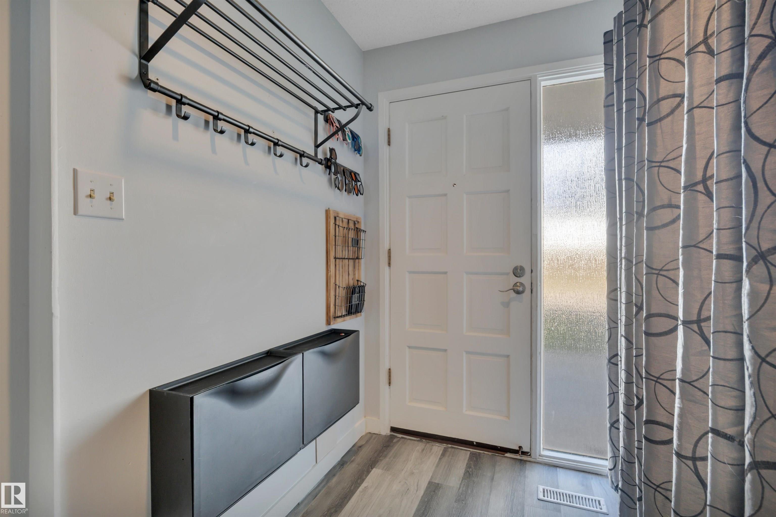 Fifth View of 120 KINGSFIELD Village, Leduc Estates, Leduc, Alberta, T9E 5J8