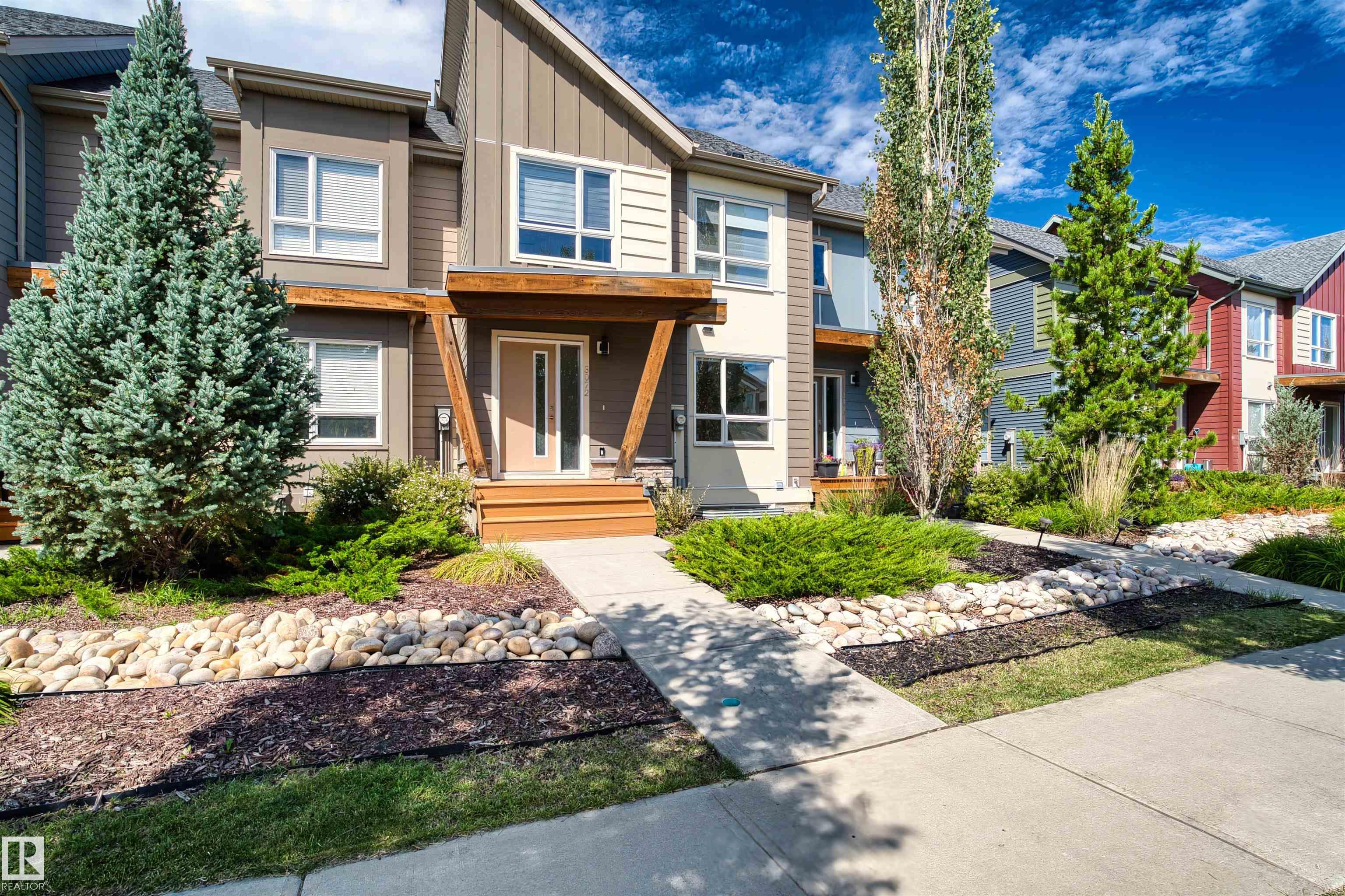 Second View of 3072 PAISLEY GREEN Green, Paisley, Edmonton, Alberta, T6W 2X1