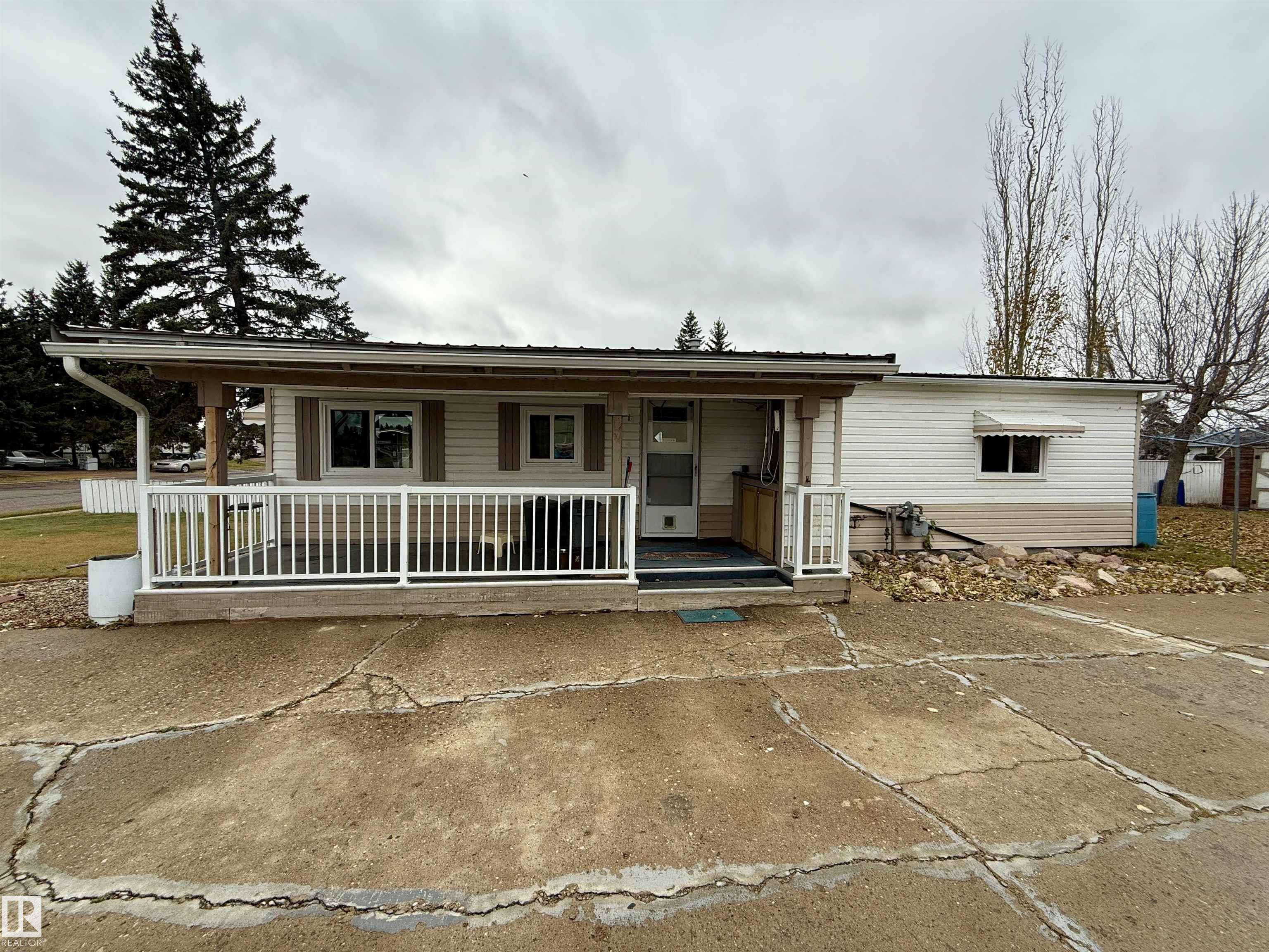 5010 52 Avenue, E4464146, Alberta,