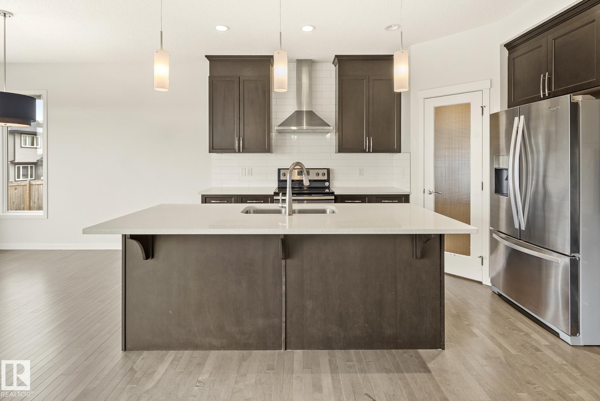 5404 22 Avenue, E4464177, Alberta,