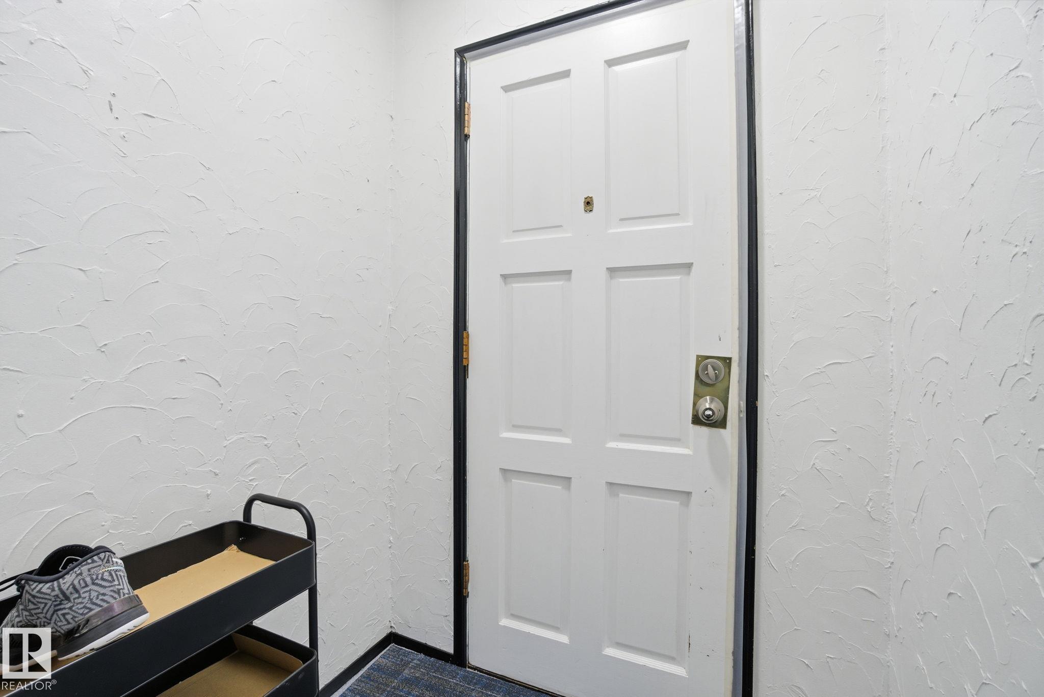 Second View of 11514 92 Street, Alberta Avenue, Edmonton, Alberta, T5G 0Z7