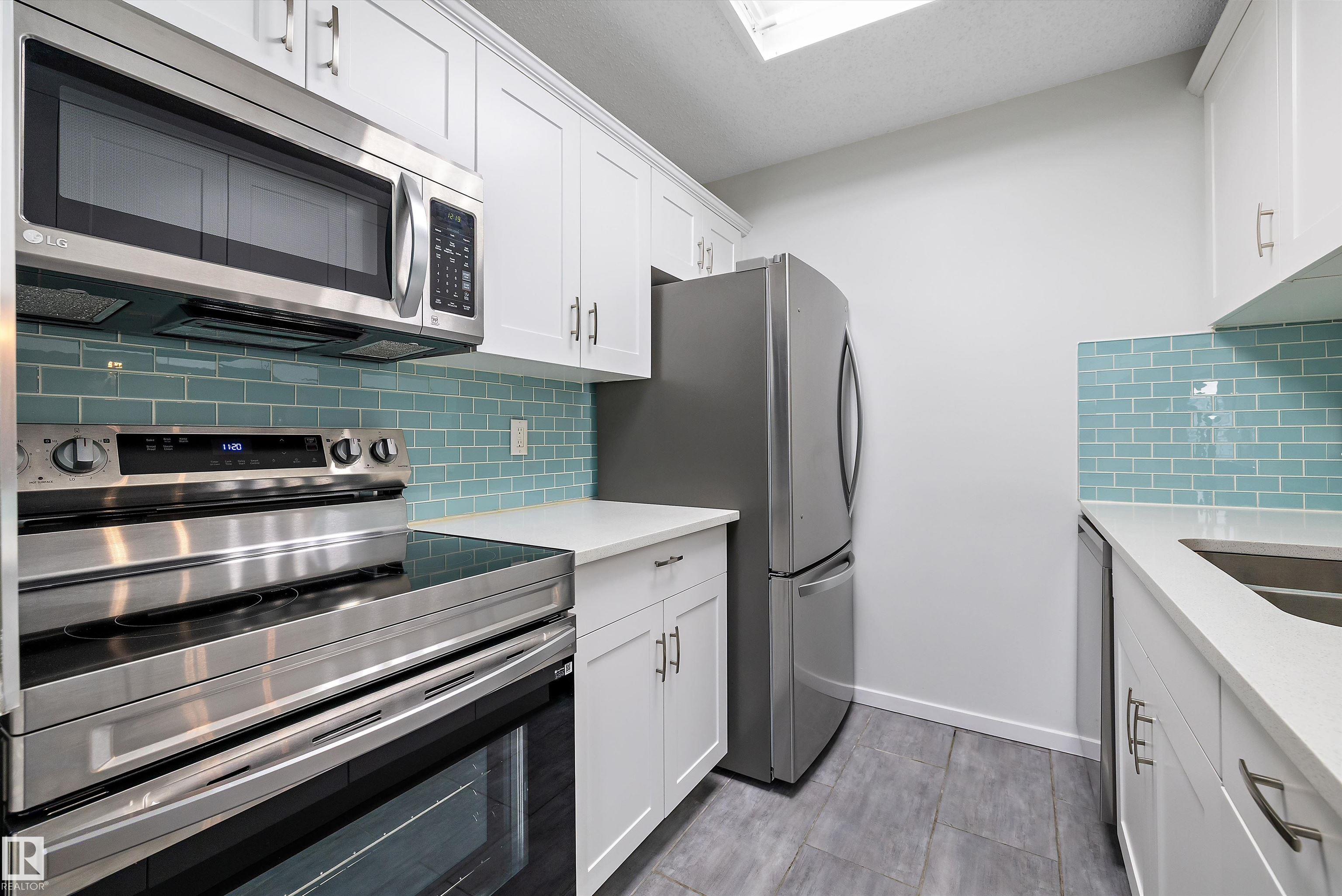 422 6720 158 Avenue, E4464399, Alberta,