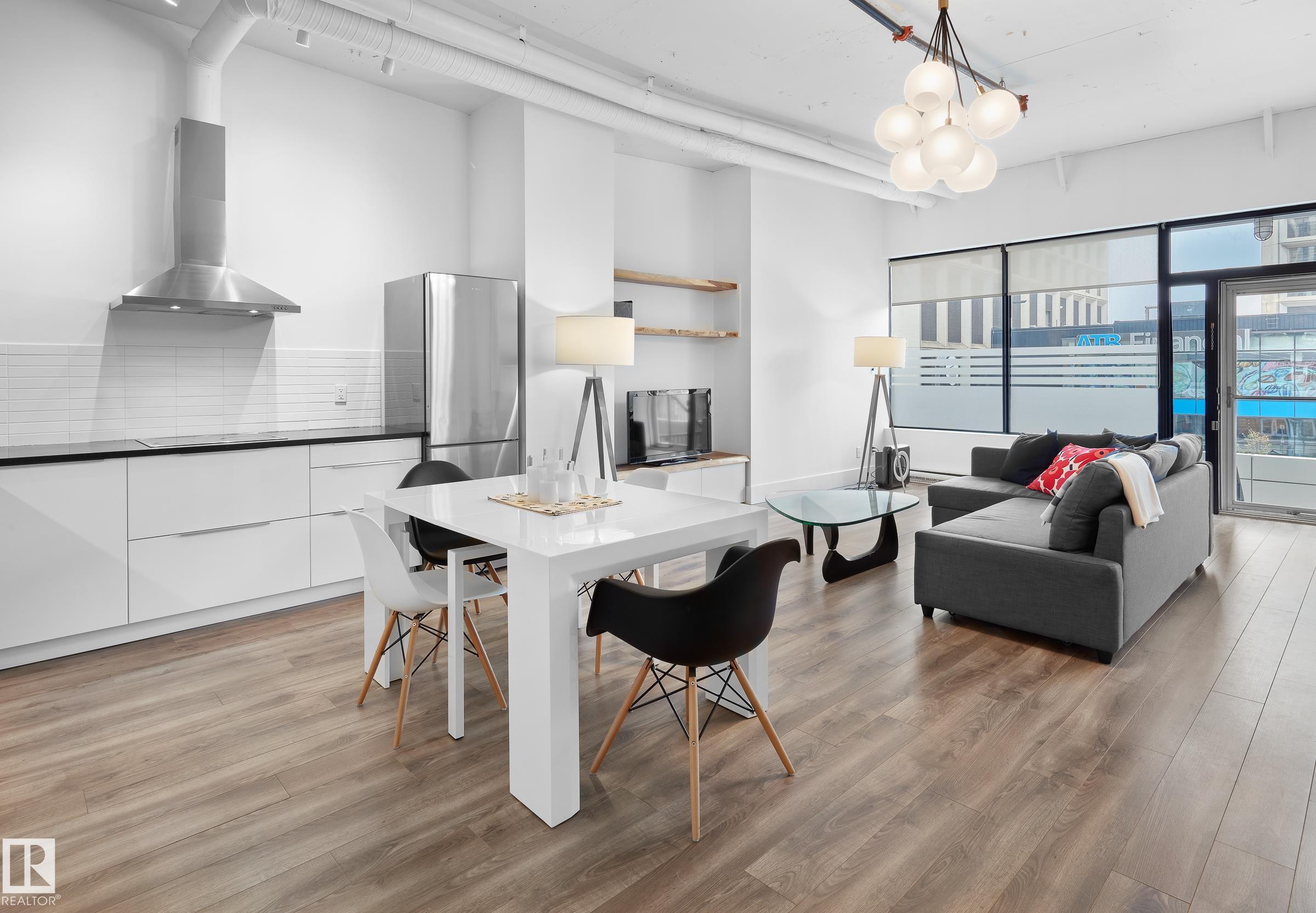 210 10024 JASPER Avenue, E4464411, Alberta,