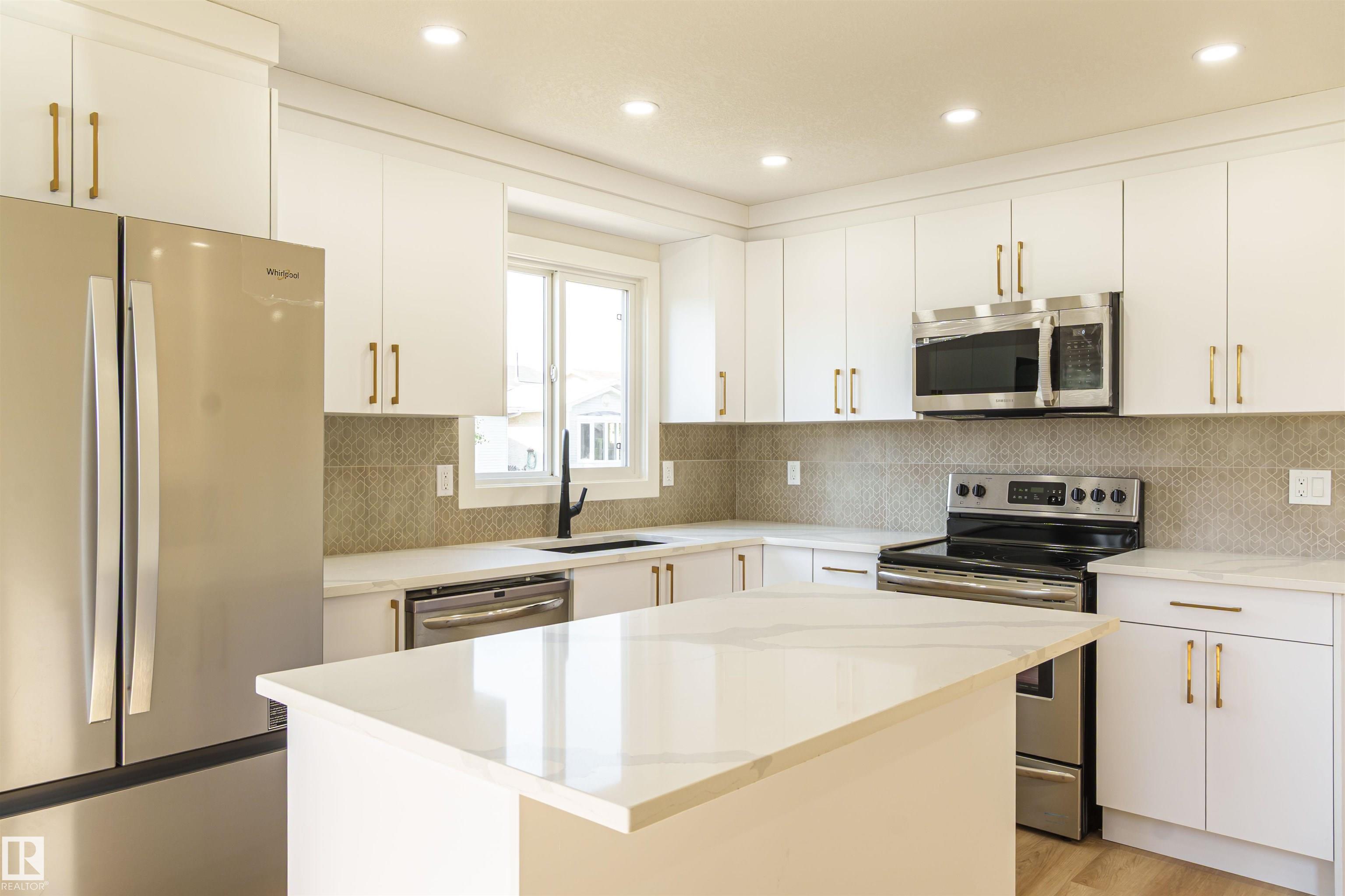 3710 41 Avenue, E4464577, Alberta,