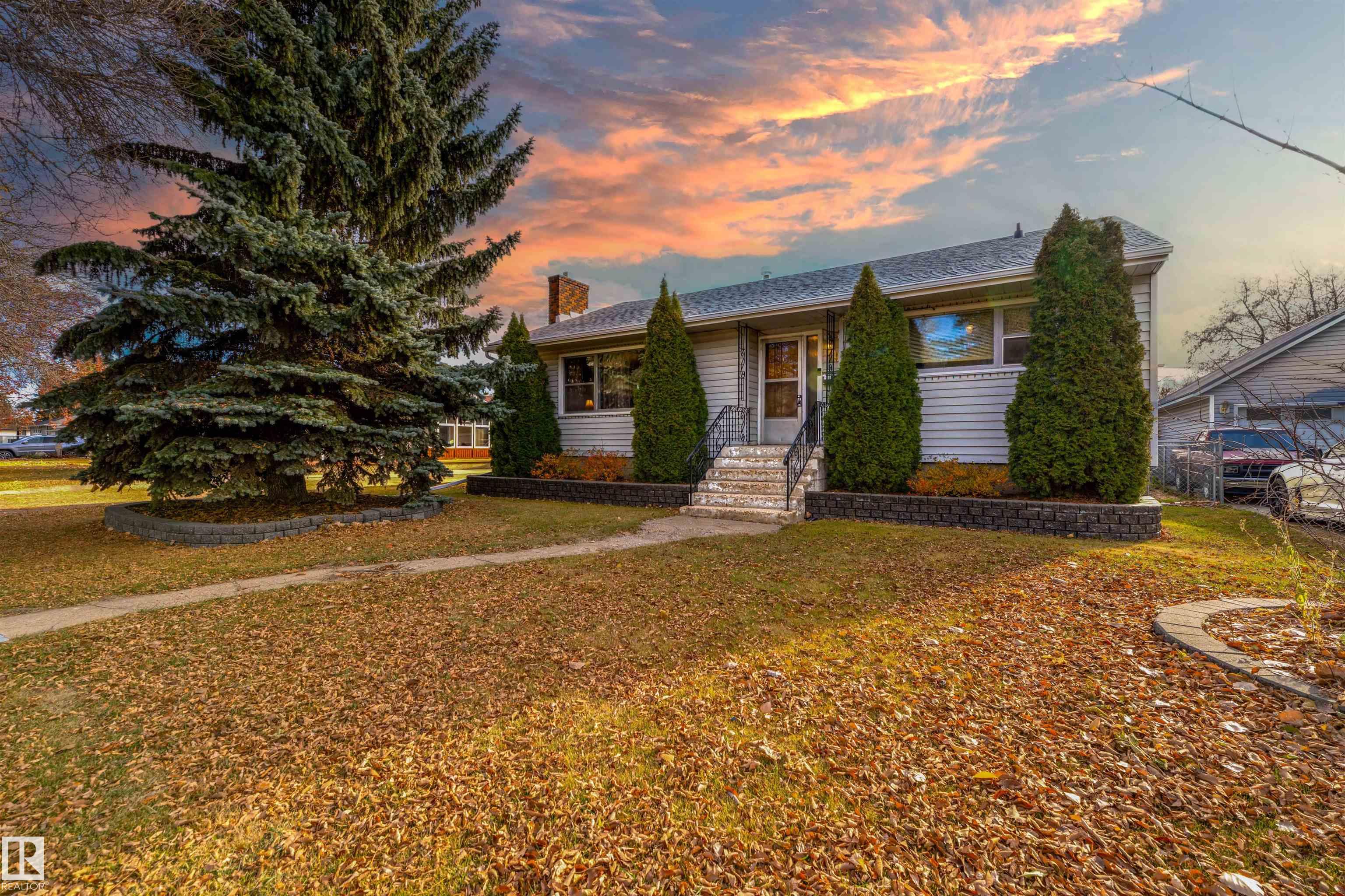 19 LOWE Avenue, E4464716, Alberta,