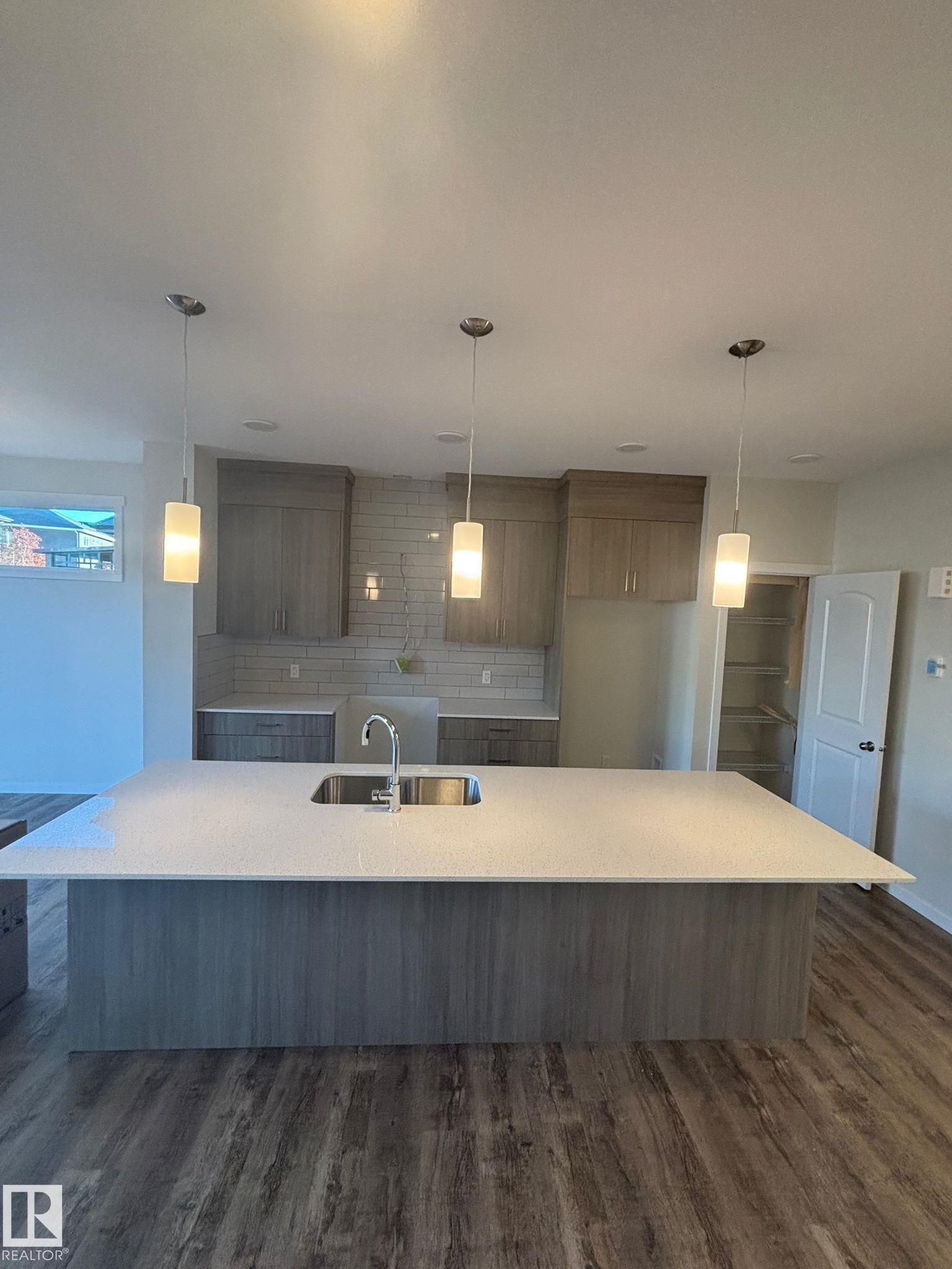 17533 62A Street, E4464726, Alberta,